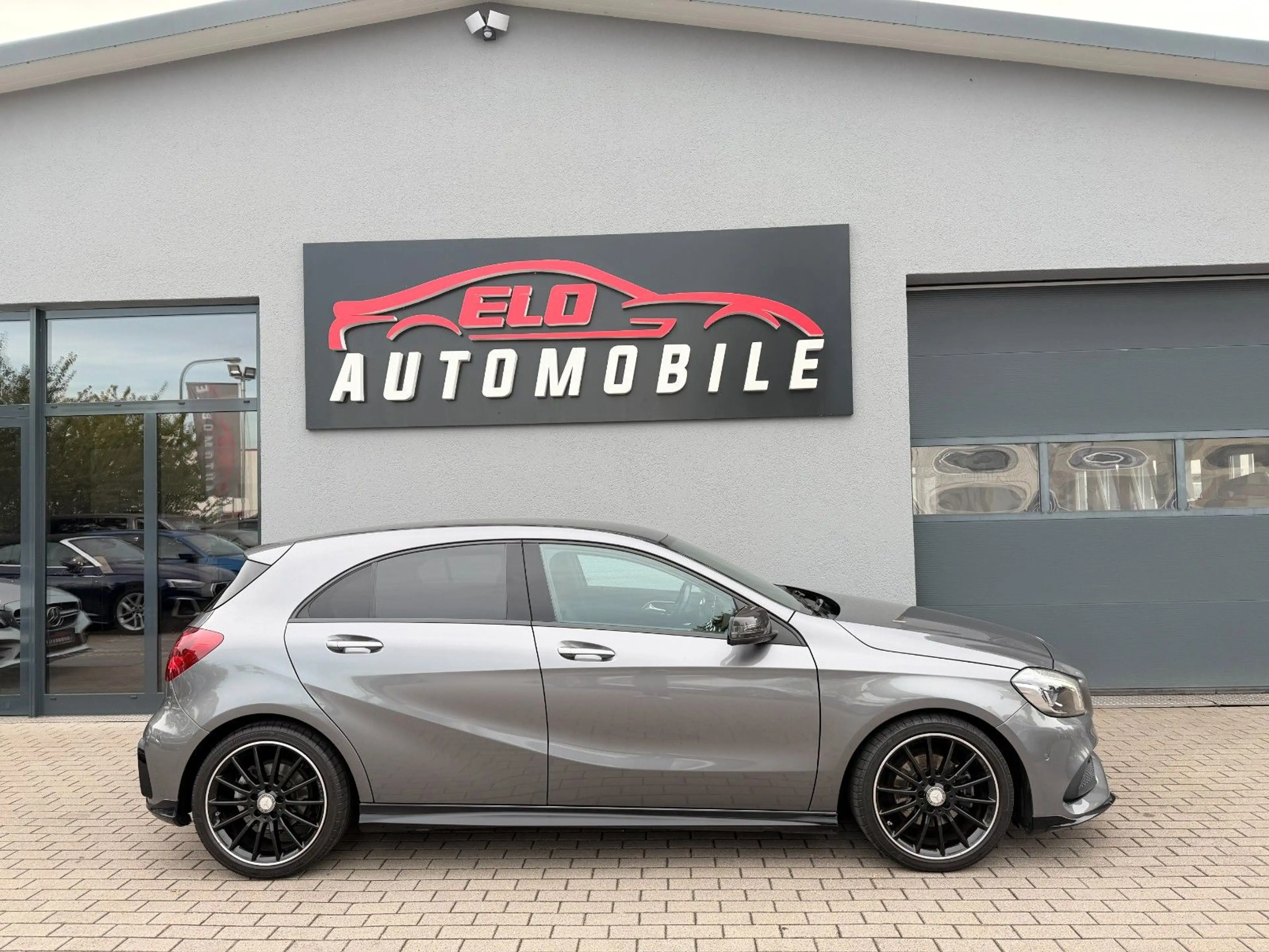Mercedes-Benz A 200 A200 AMG-Line*LED*Carbon*Night-Paket*Navi* — photo 2
