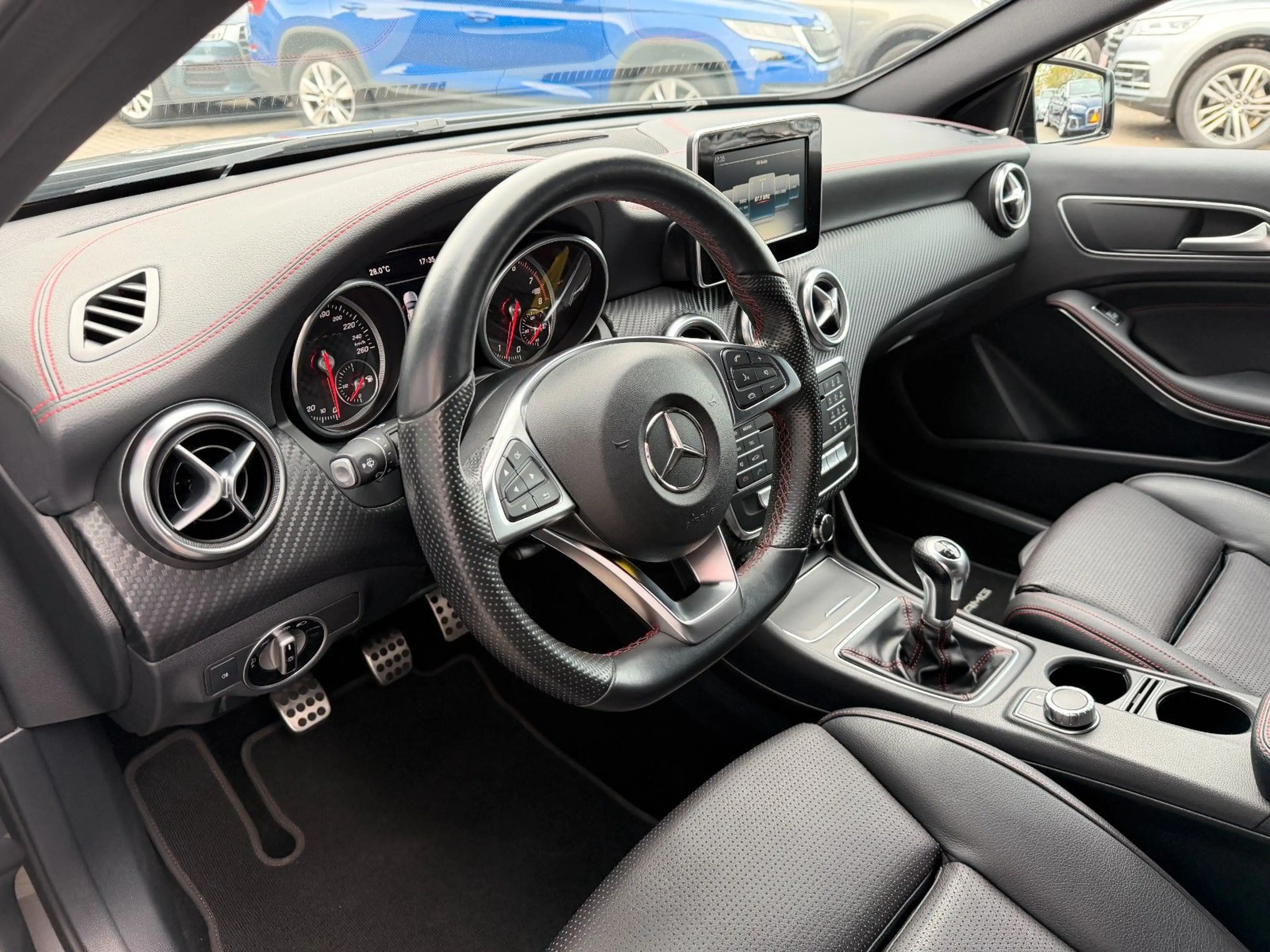 Mercedes-Benz A 200 A200 AMG-Line*LED*Carbon*Night-Paket*Navi* — photo 13