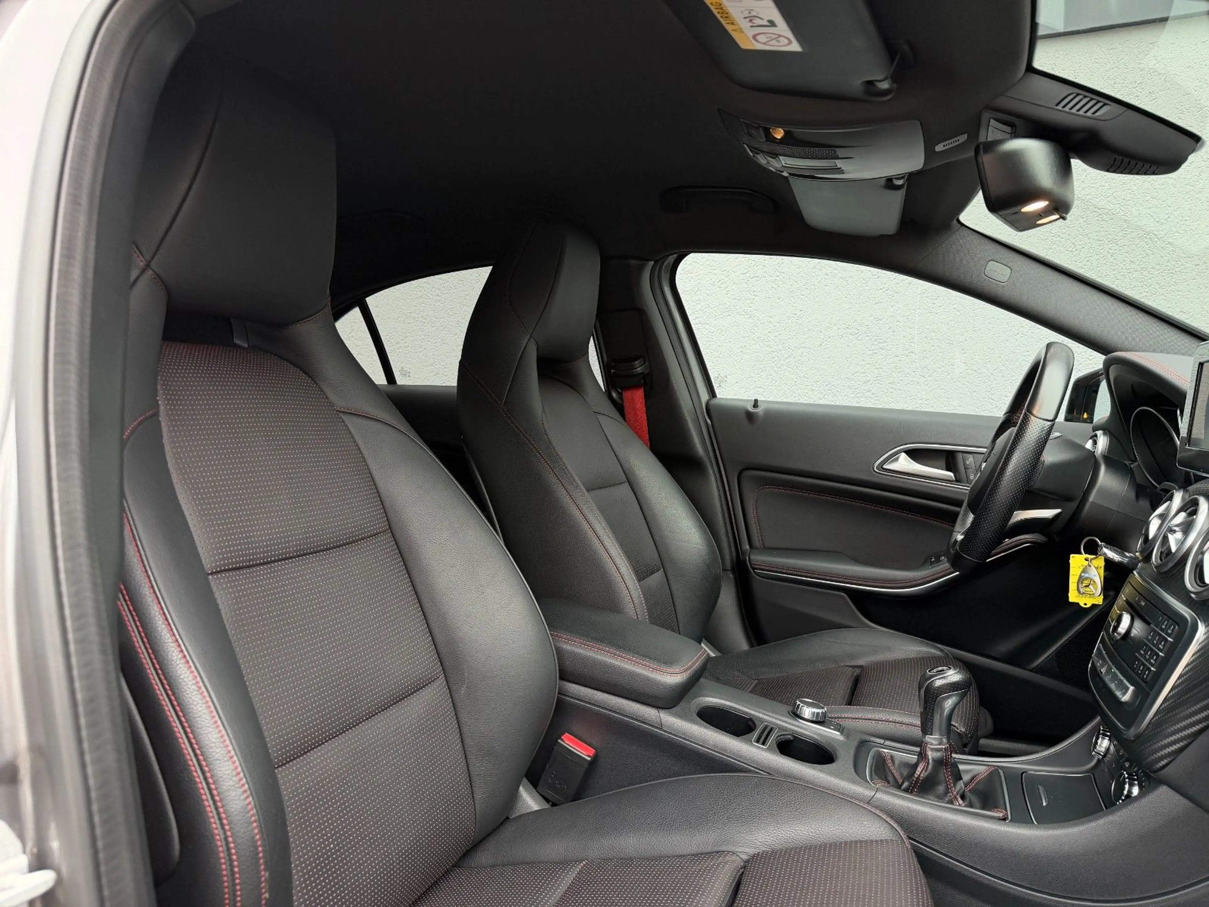 Mercedes-Benz A 200 A200 AMG-Line*LED*Carbon*Night-Paket*Navi* — photo 10