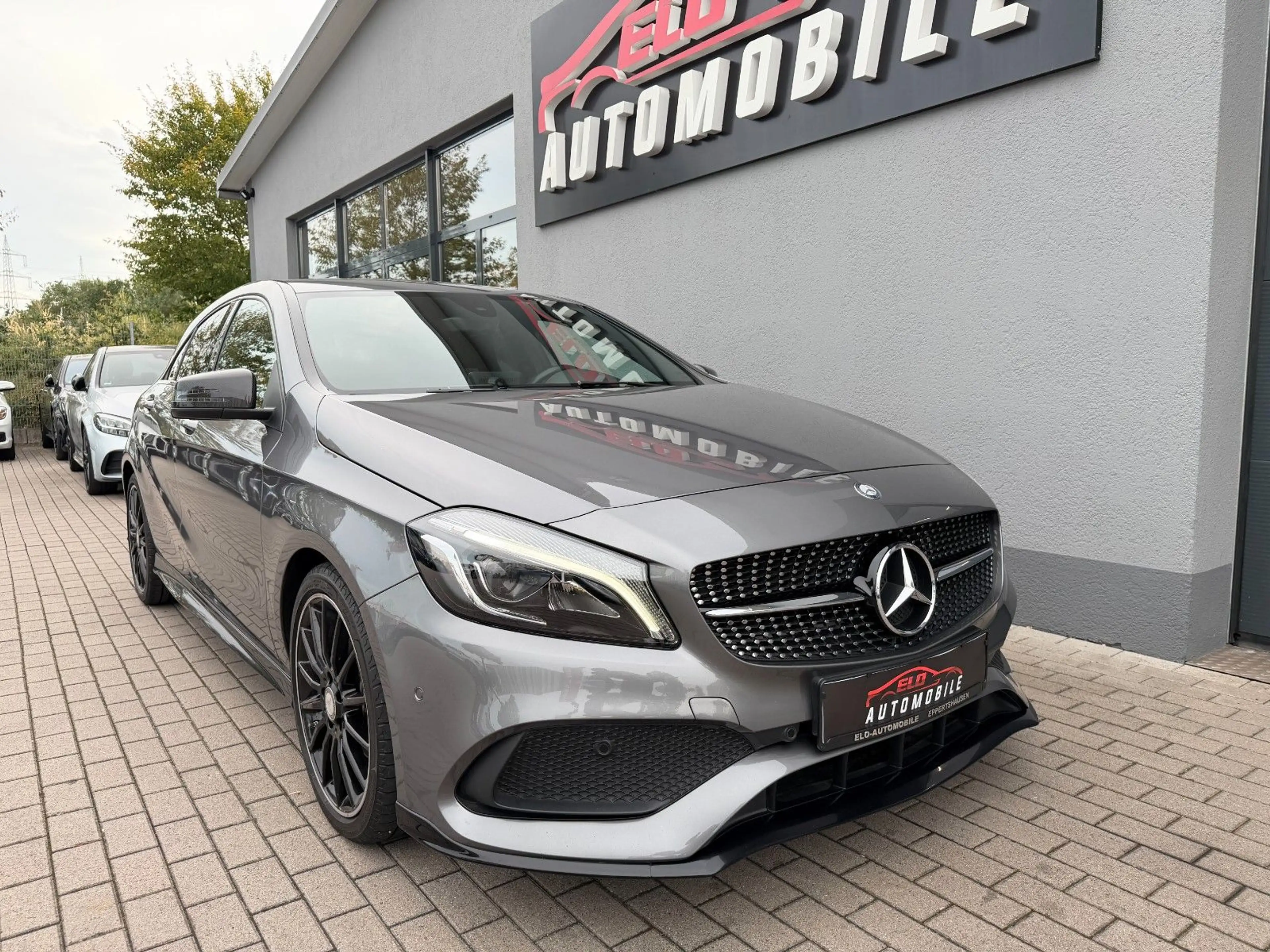 Mercedes-Benz A 200 A200 AMG-Line*LED*Carbon*Night-Paket*Navi* — photo 7
