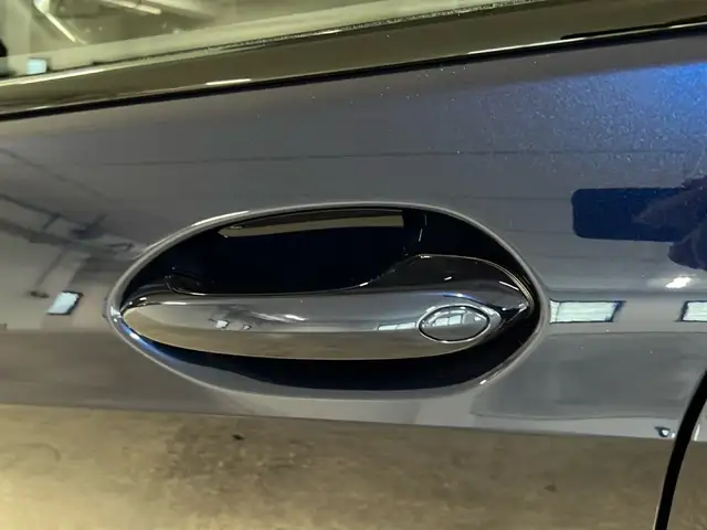 BMW 1 Series view 11