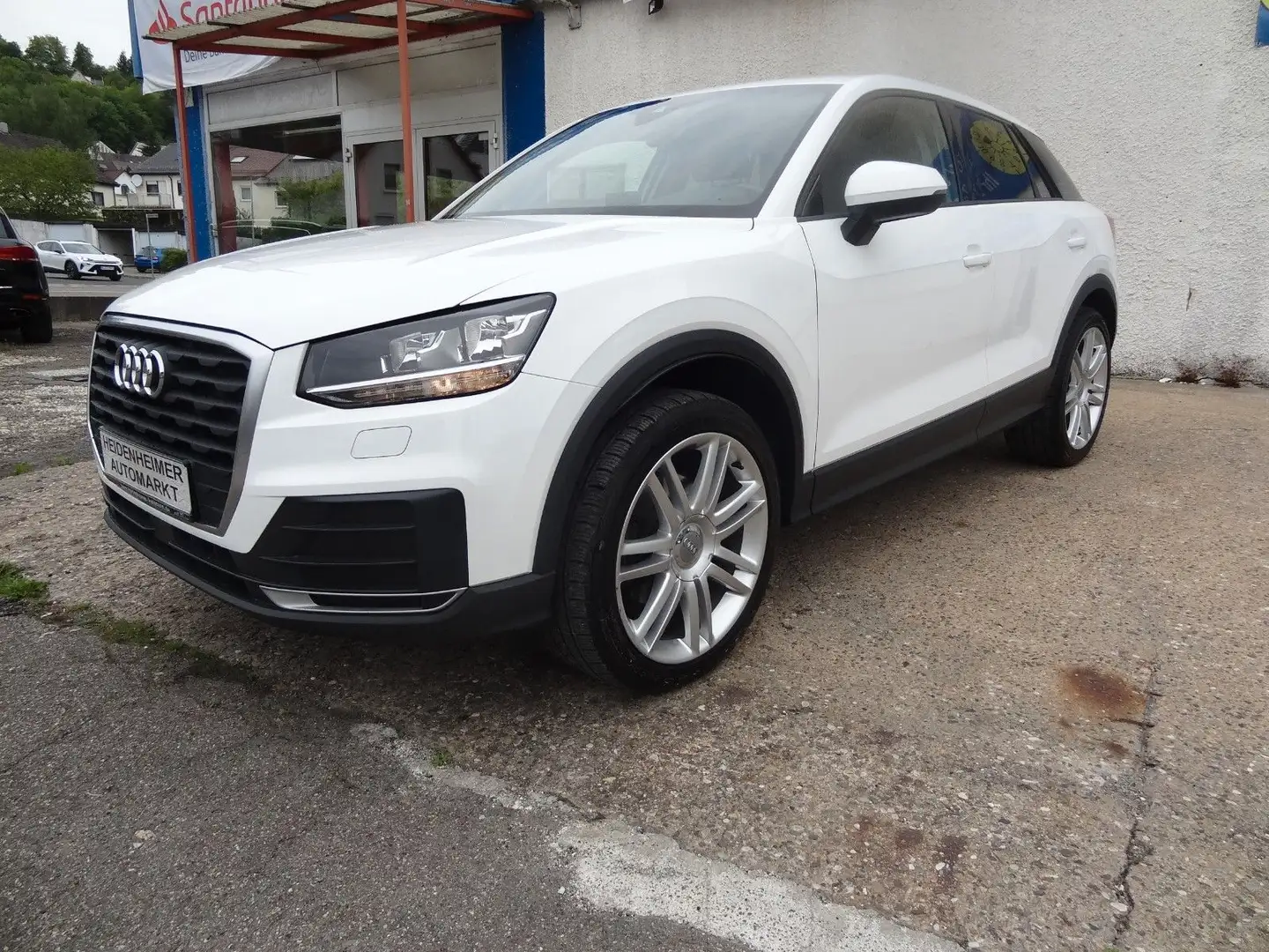 Audi Q2 /Super-Optik/Navi/Euro6/2.Hd/Alu/PDC/Garantie/ Blanco - 1