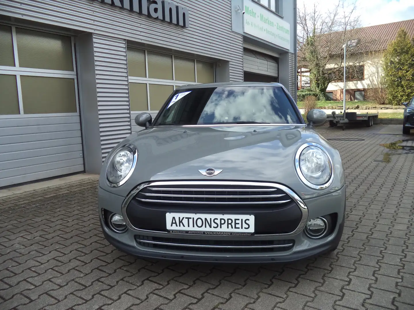 MINI One Clubman Klimaanlage Berganfahrhilfe Parksensoren Sitzheiz Grau - 2