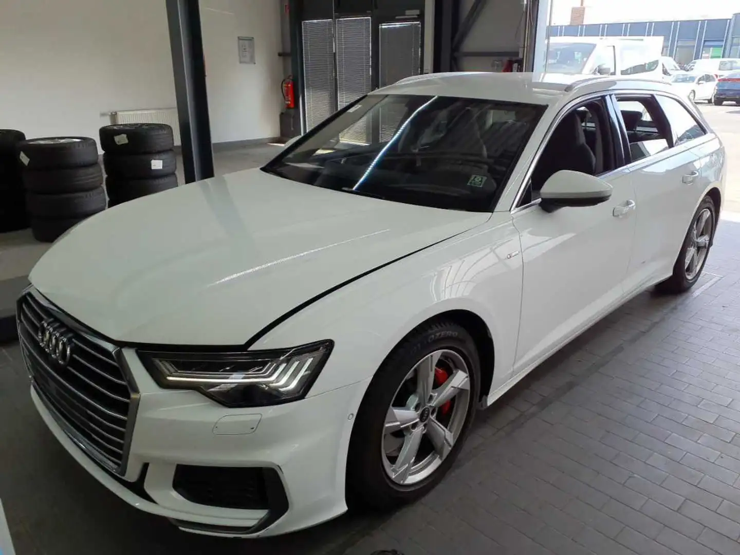 Audi A6 sport 55 TFSIe quattro S-tronic / B&O Weiß - 2