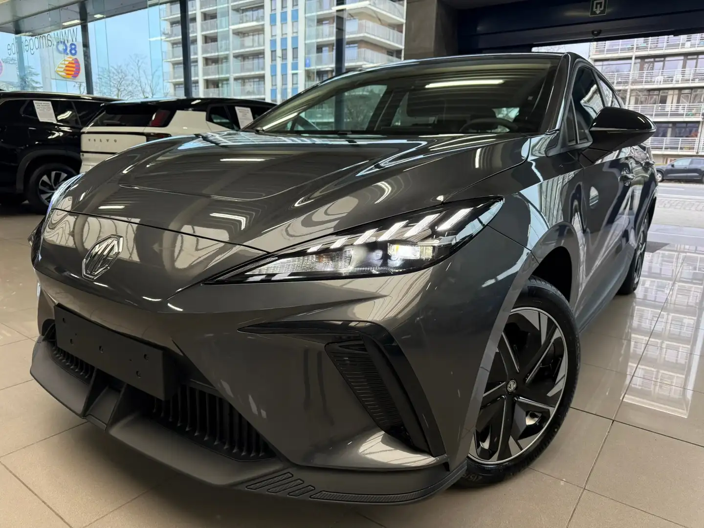 MG MG4 EV + GPS/CAMERA/ACC - NIEUW !! Grijs - 1