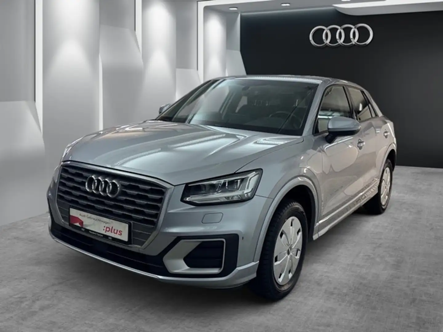 Audi Q2 1.0 30 TFSI sport AHK LED KAMERA NAVI TEMP EINP... Silber - 1