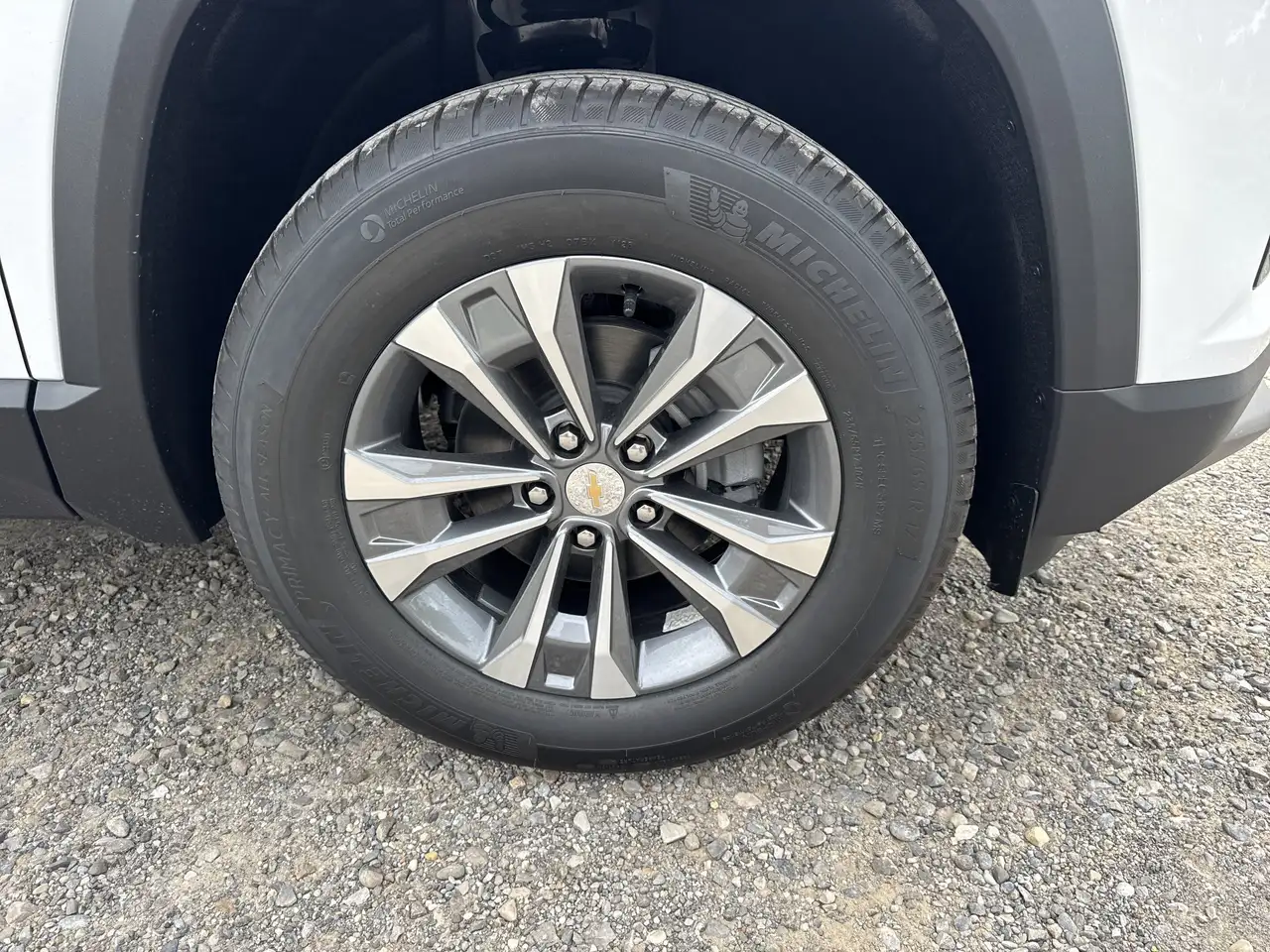 Chevrolet Equinox photo Chevrolet Equinox