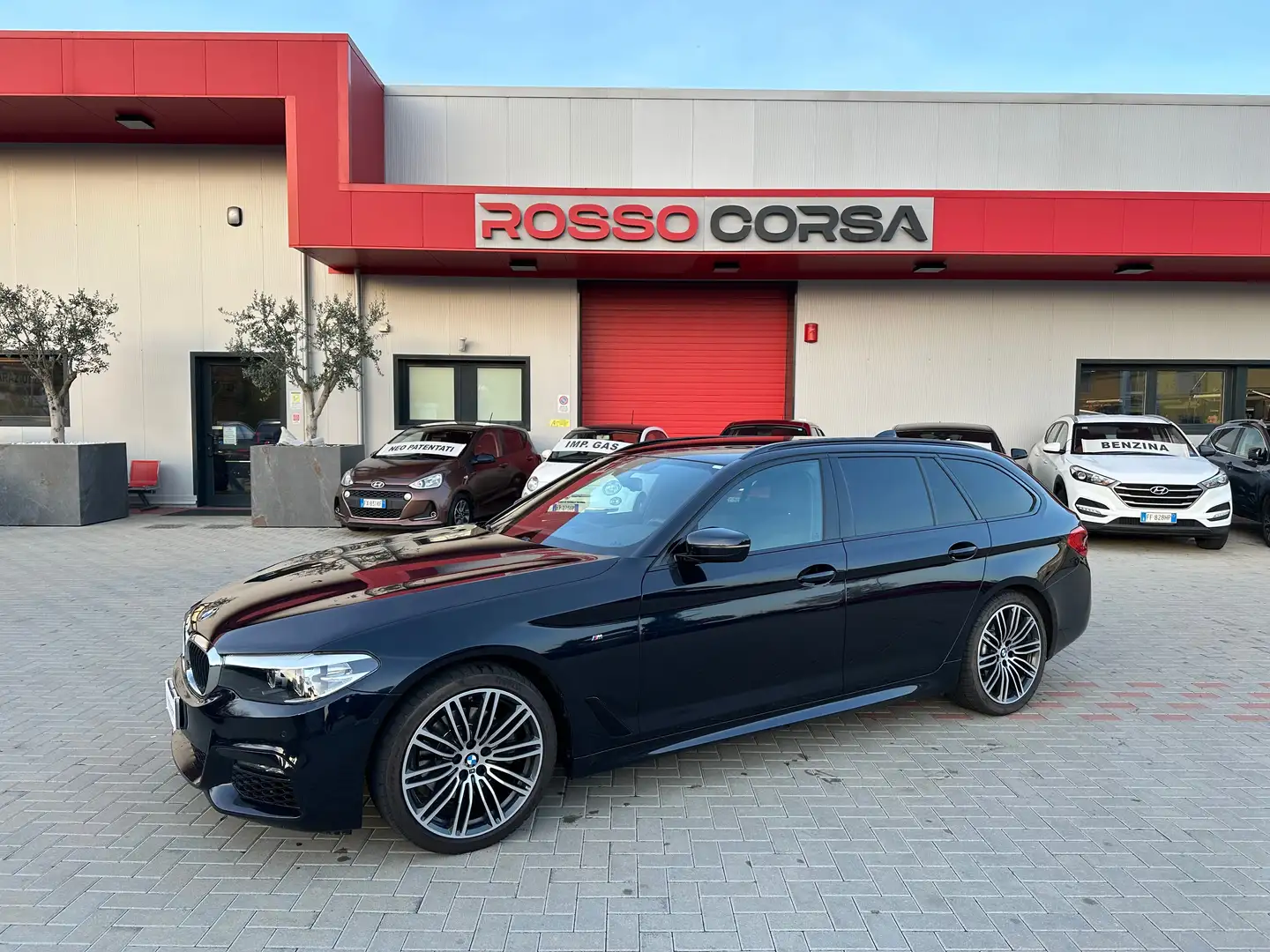 BMW 520 d Touring mhev Msport auto 190cv UNIPRO Noir - 1