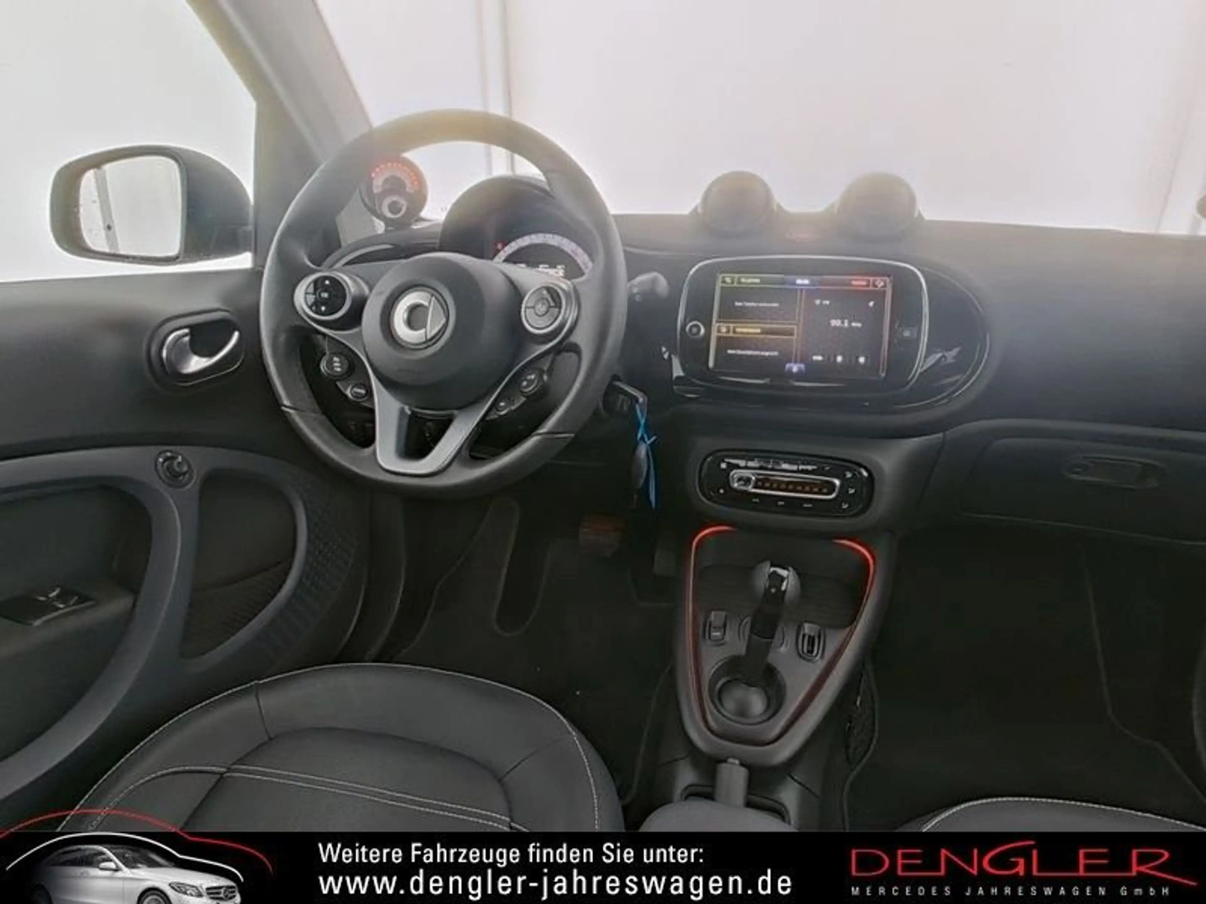 smart forTwo FORTWO Coupe EQ LEDER*PANO*22KW PRIME — photo 4