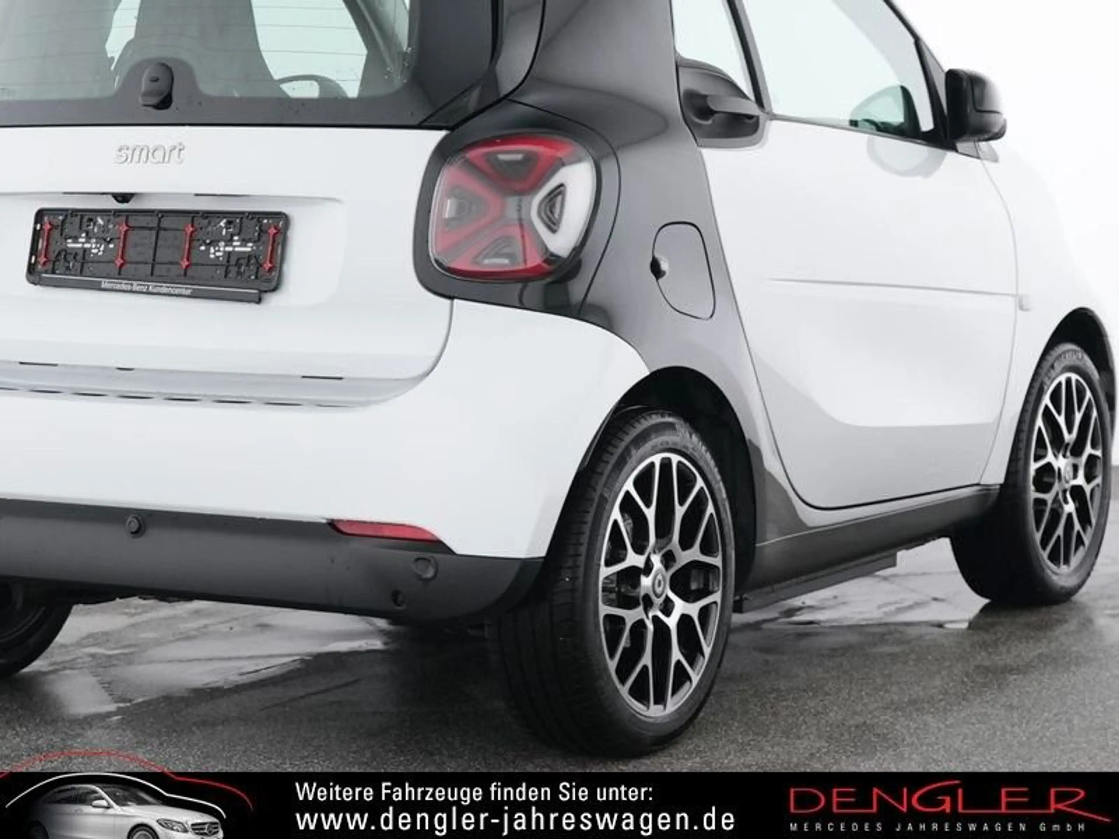smart forTwo FORTWO Coupe EQ LEDER*PANO*22KW PRIME — photo 8
