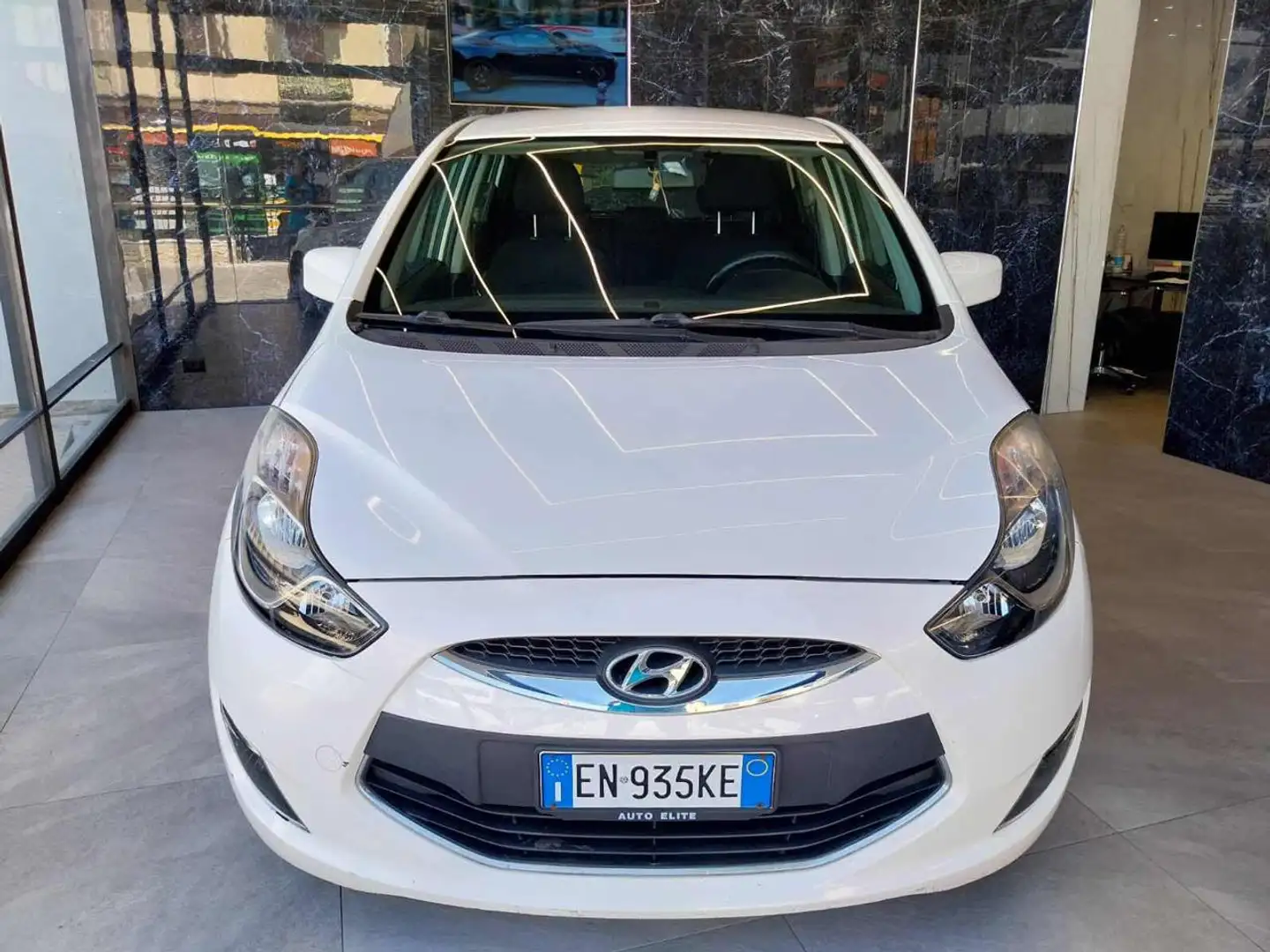 Hyundai iX20 1.4 CRDI 77 CV Comfort (Garanzia 12 Mesi) Bianco - 1