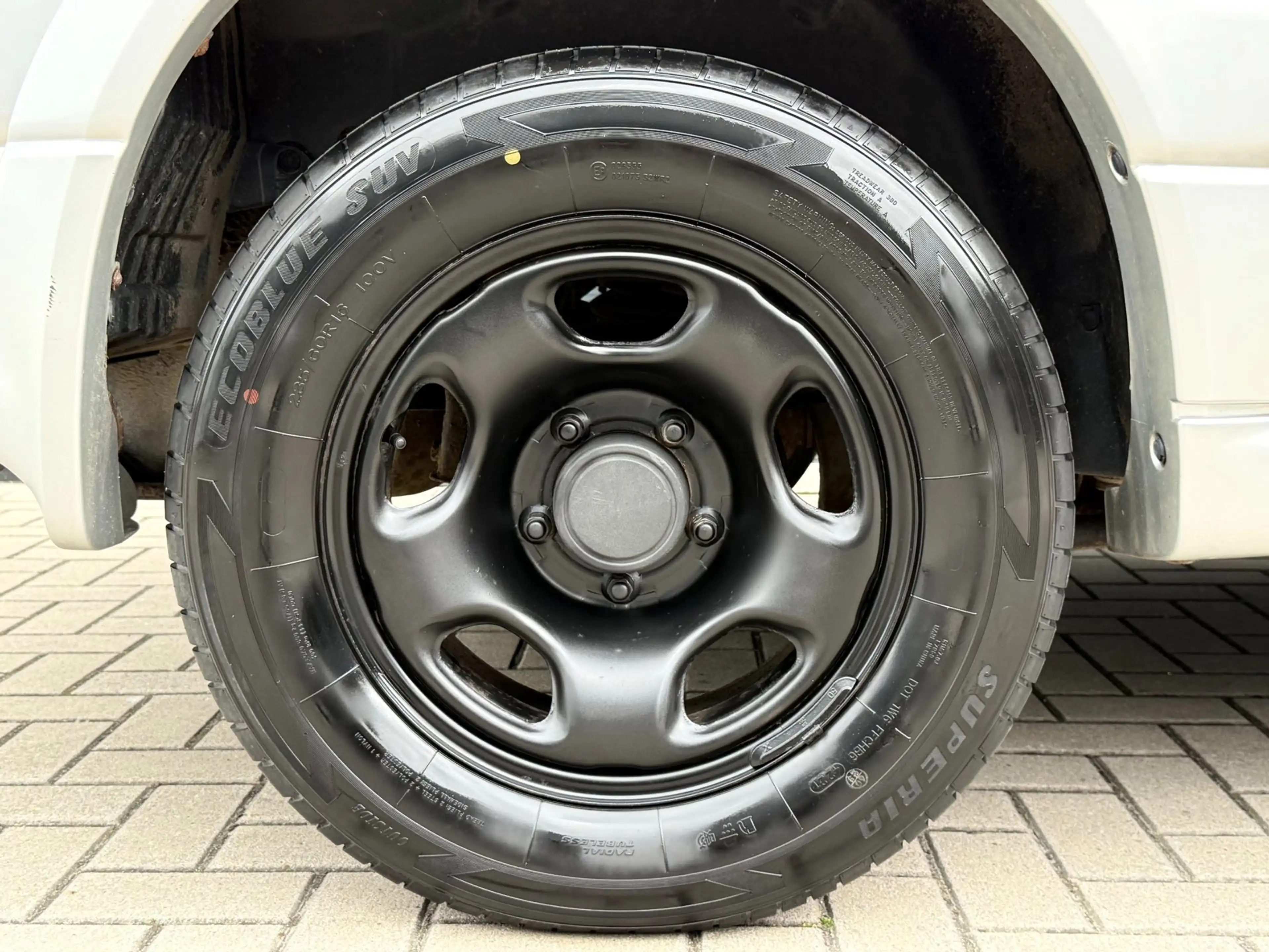 Suzuki Grand Vitara 2.0 Metal Top — photo 9