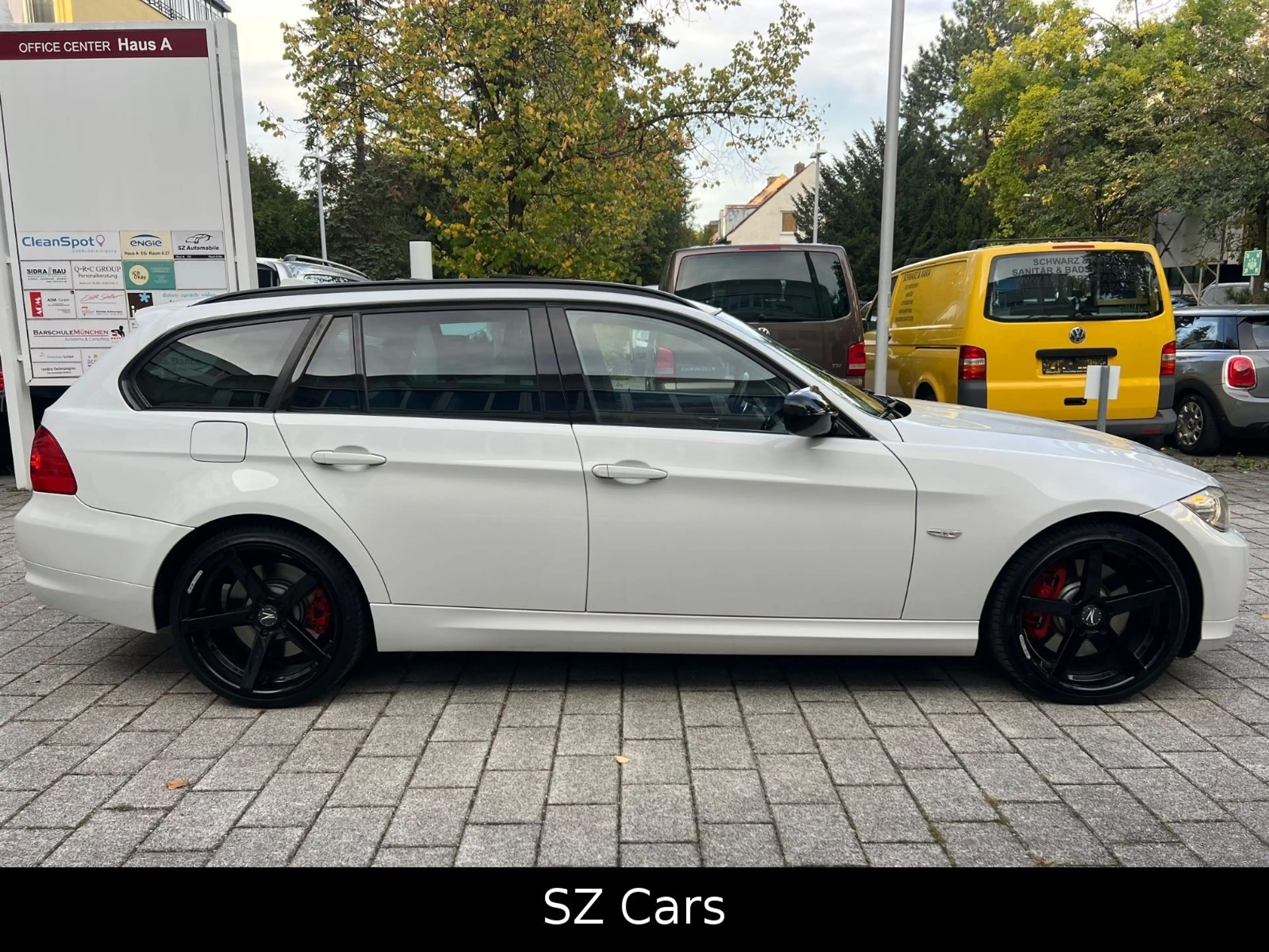 BMW 335 Touring i xDrive PANO LEDER AUT SHZ KEYLESS — photo 5