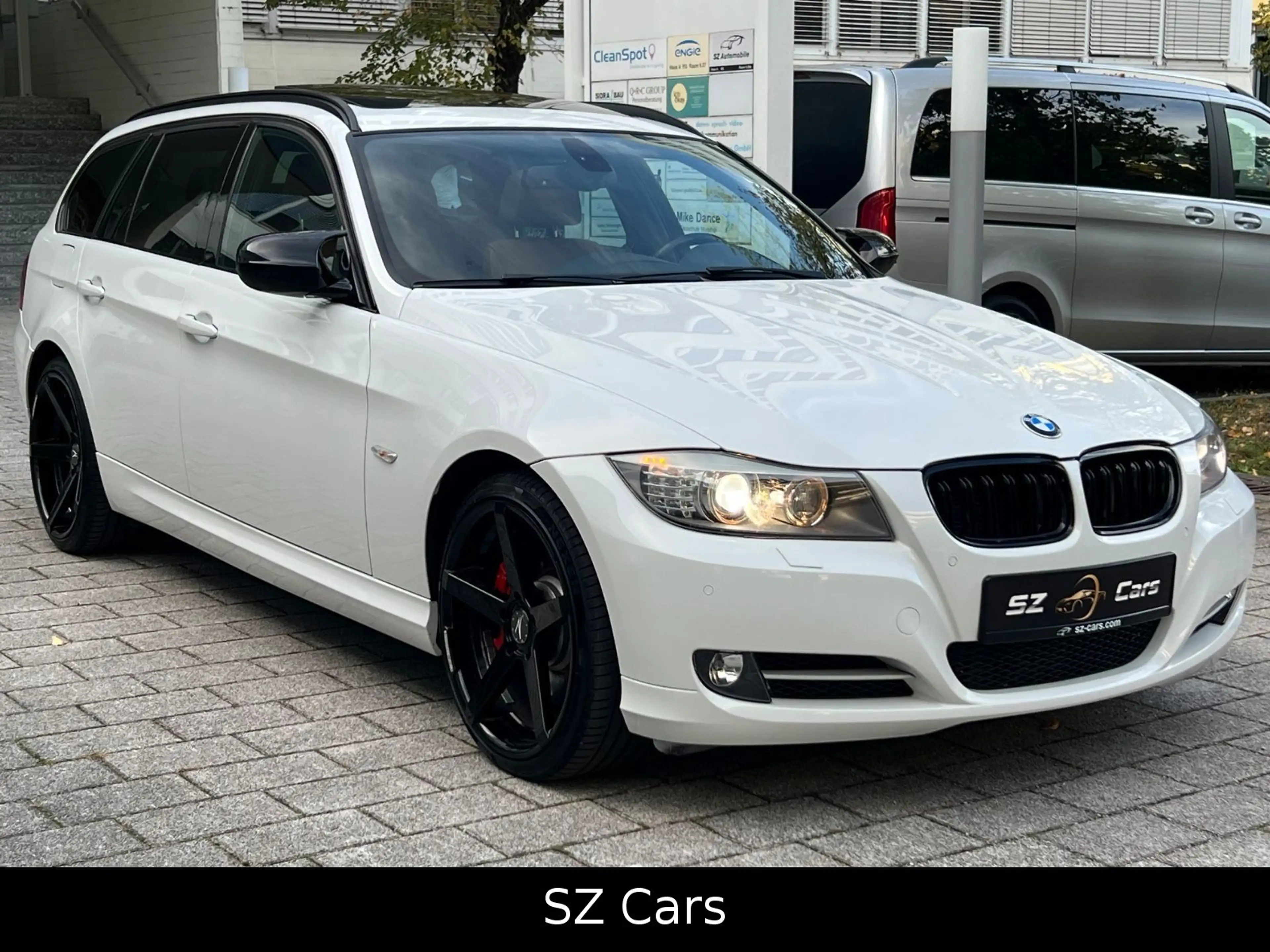 BMW 335 Touring i xDrive PANO LEDER AUT SHZ KEYLESS — photo 4