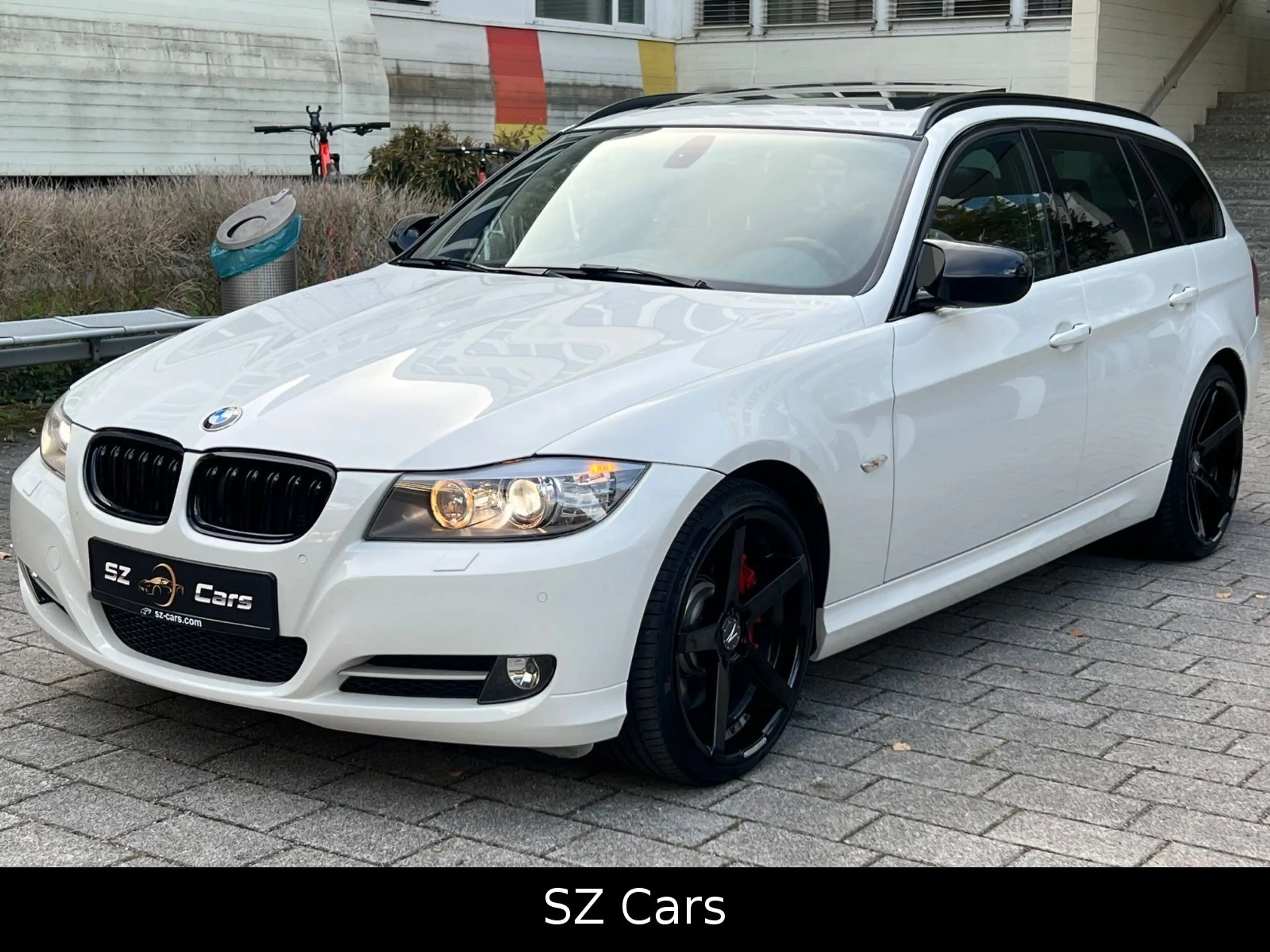 BMW 335 Touring i xDrive PANO LEDER AUT SHZ KEYLESS — photo 10
