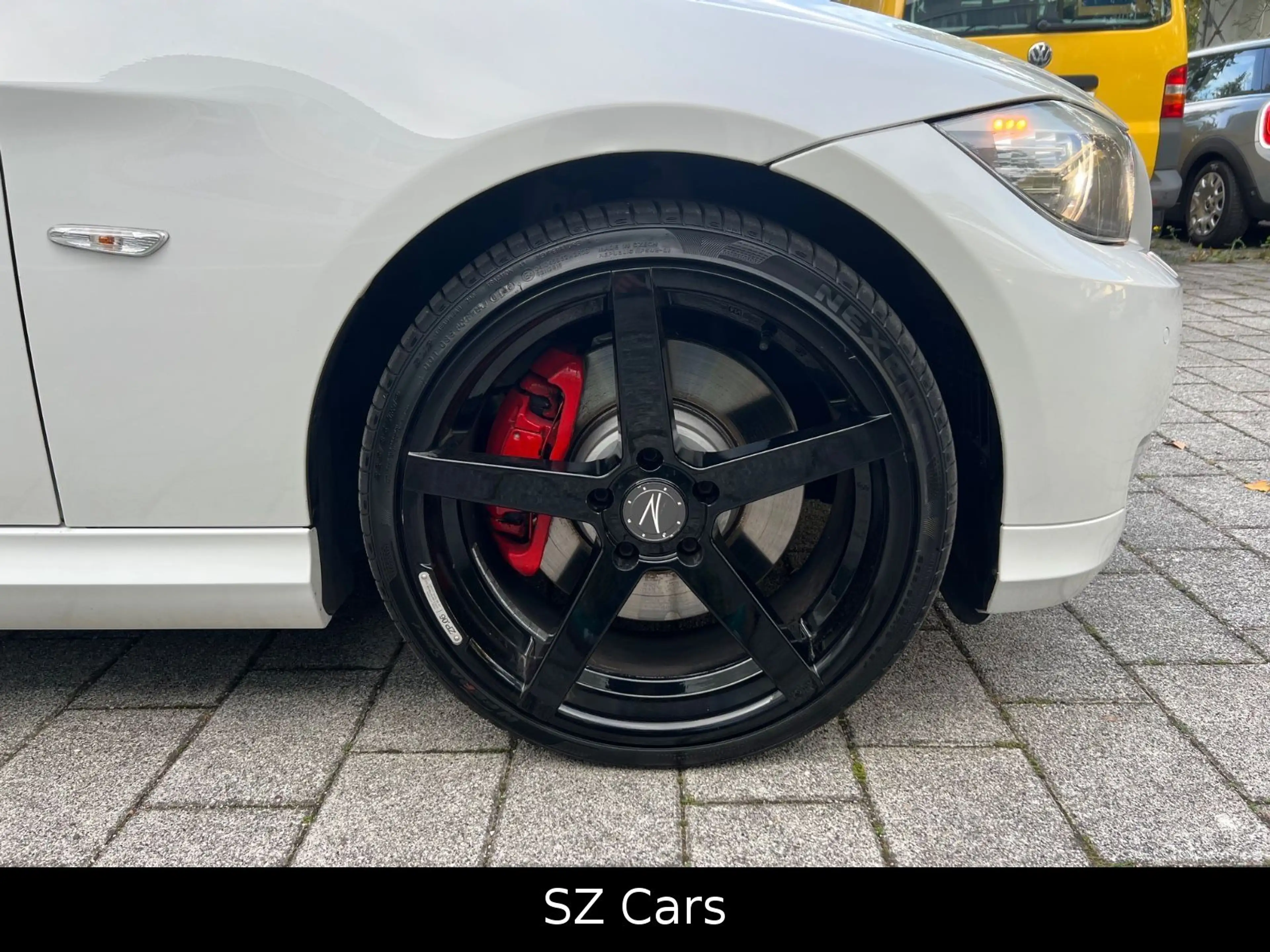 BMW 335 Touring i xDrive PANO LEDER AUT SHZ KEYLESS — photo 14