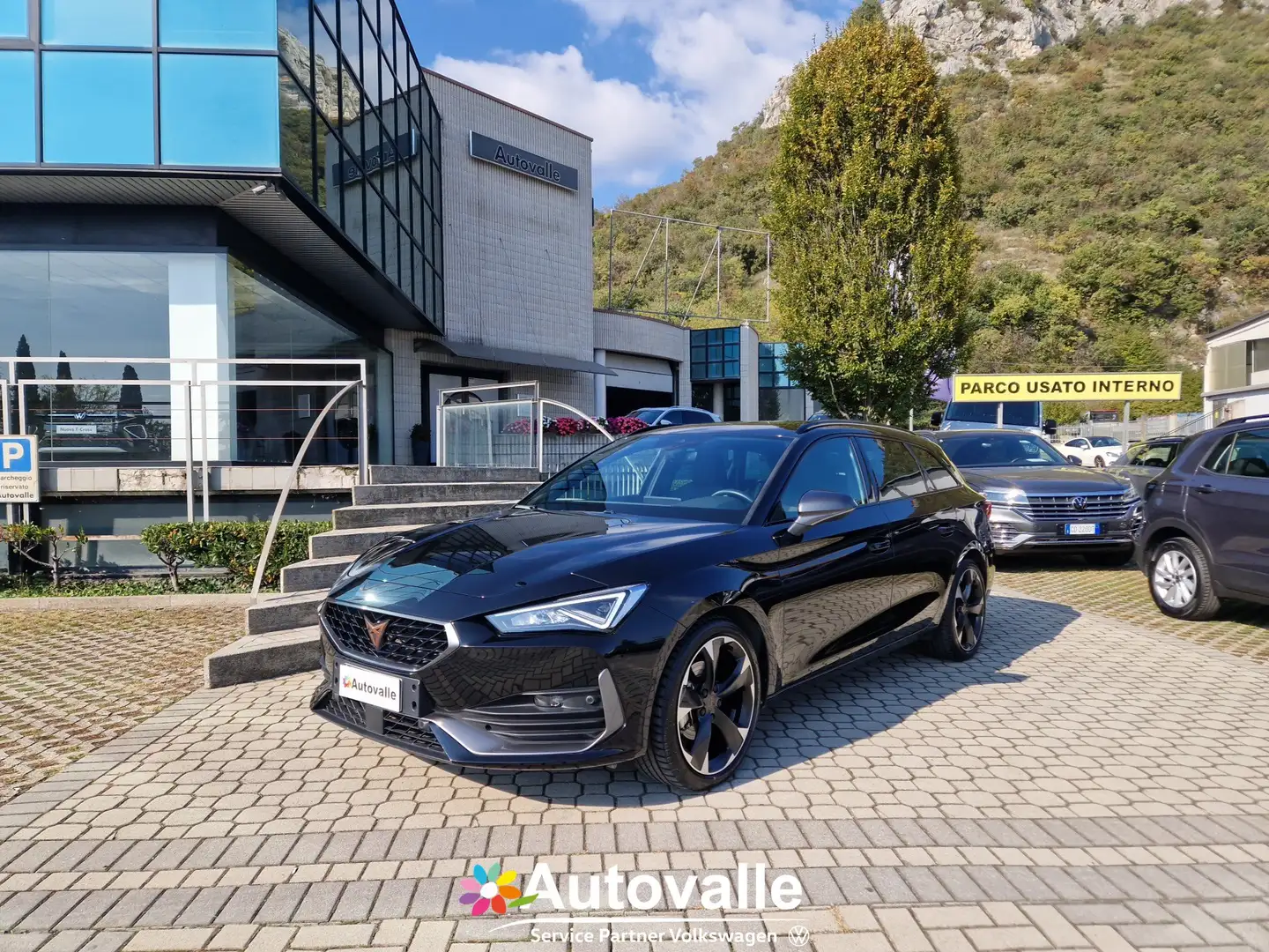 CUPRA Leon Leon Sportstourer 1.5 Hybrid 150 CV DSG Schwarz - 1
