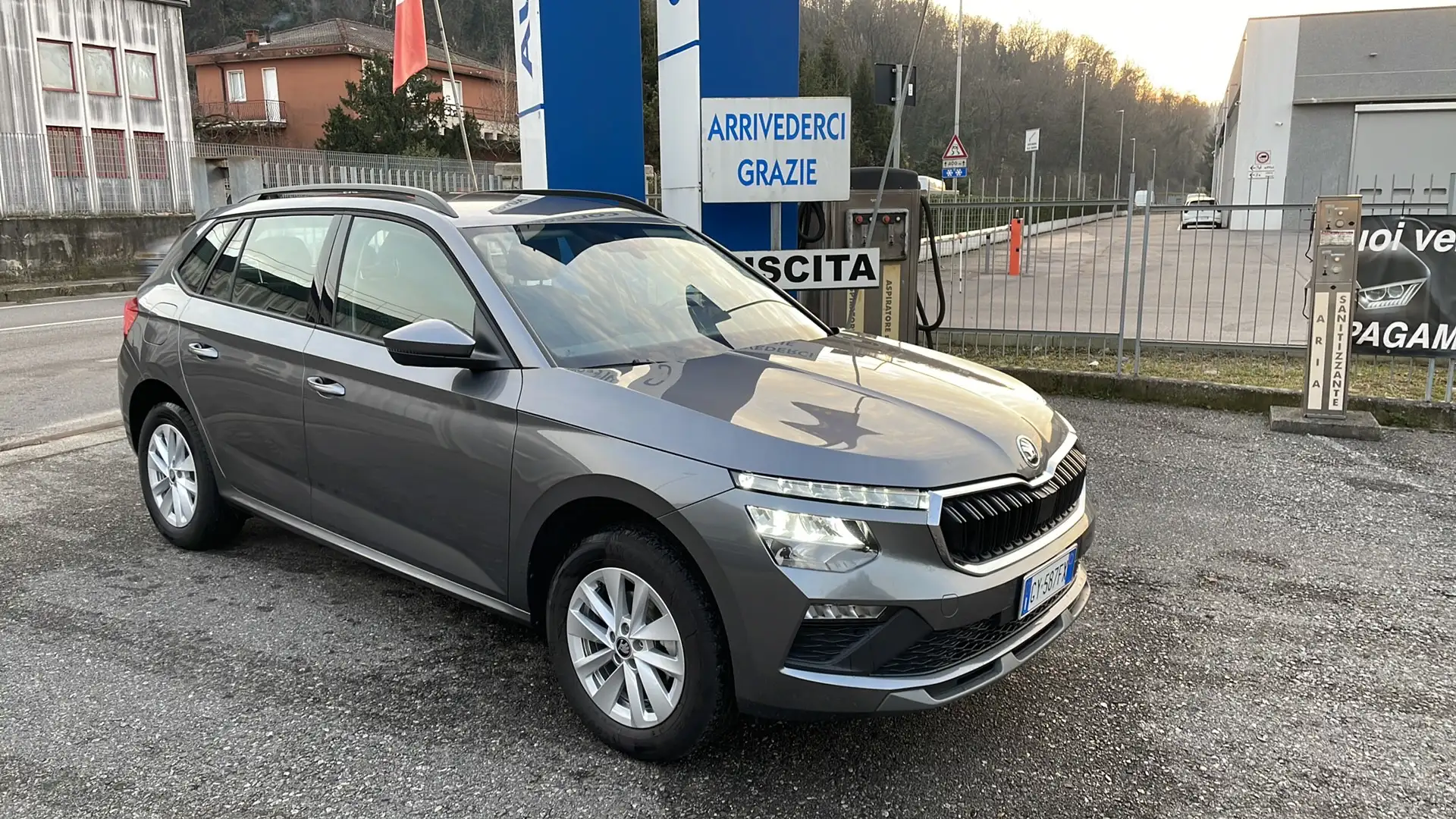 Skoda Kamiq 1.0 tsi Selection 95cv Grigio - 2