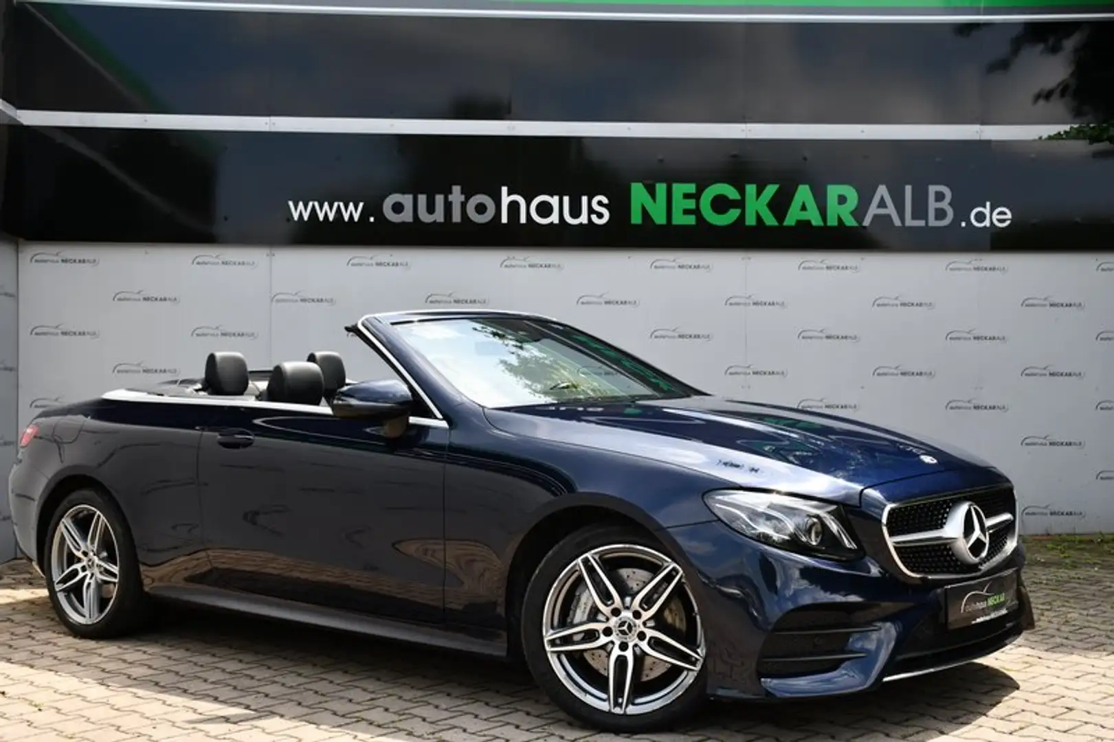 Mercedes-Benz E 400 d Cabrio 4Matic AMG Line*1.Hand*Navi*Kamera* Blauw - 1