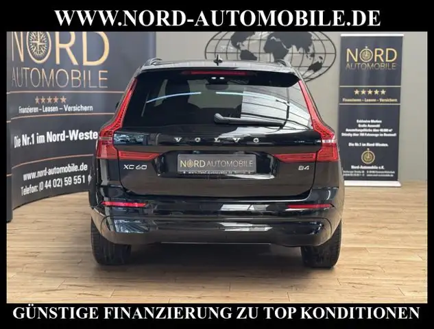 Volvo XC60 view 11