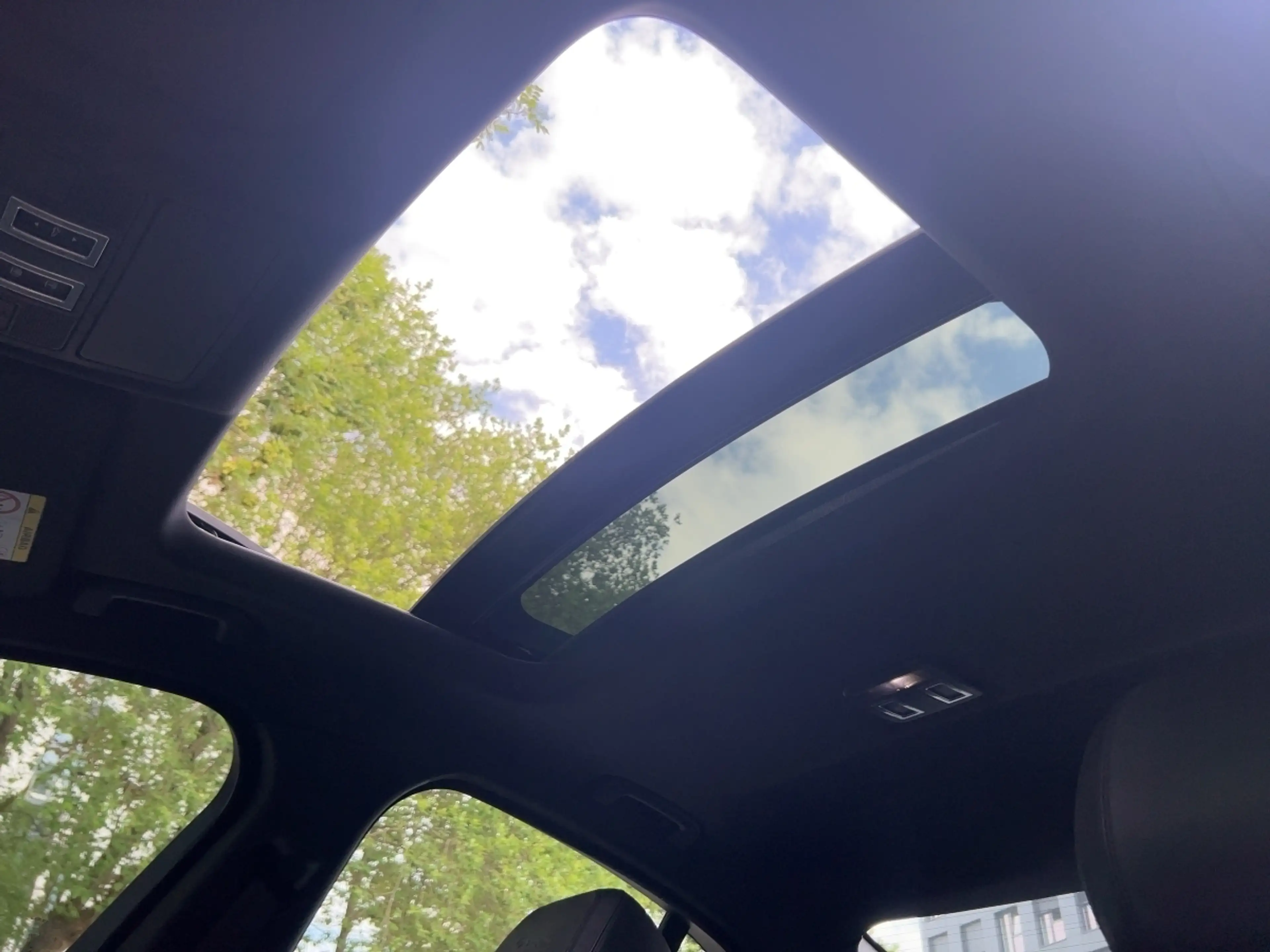 Jaguar XE P250 S Start/Stopp Kamera Pano Sitzheizung — photo 20
