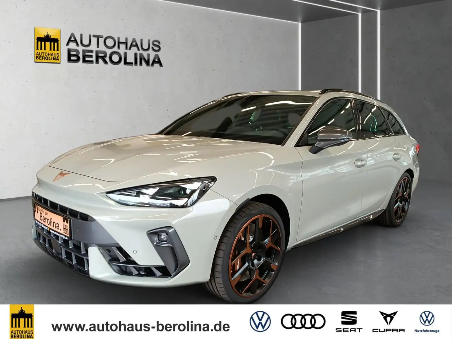 CUPRA Leon ST 2.0 TSI 4D VZ Extreme DSG *PANO*MATRIX* Grijs - 2