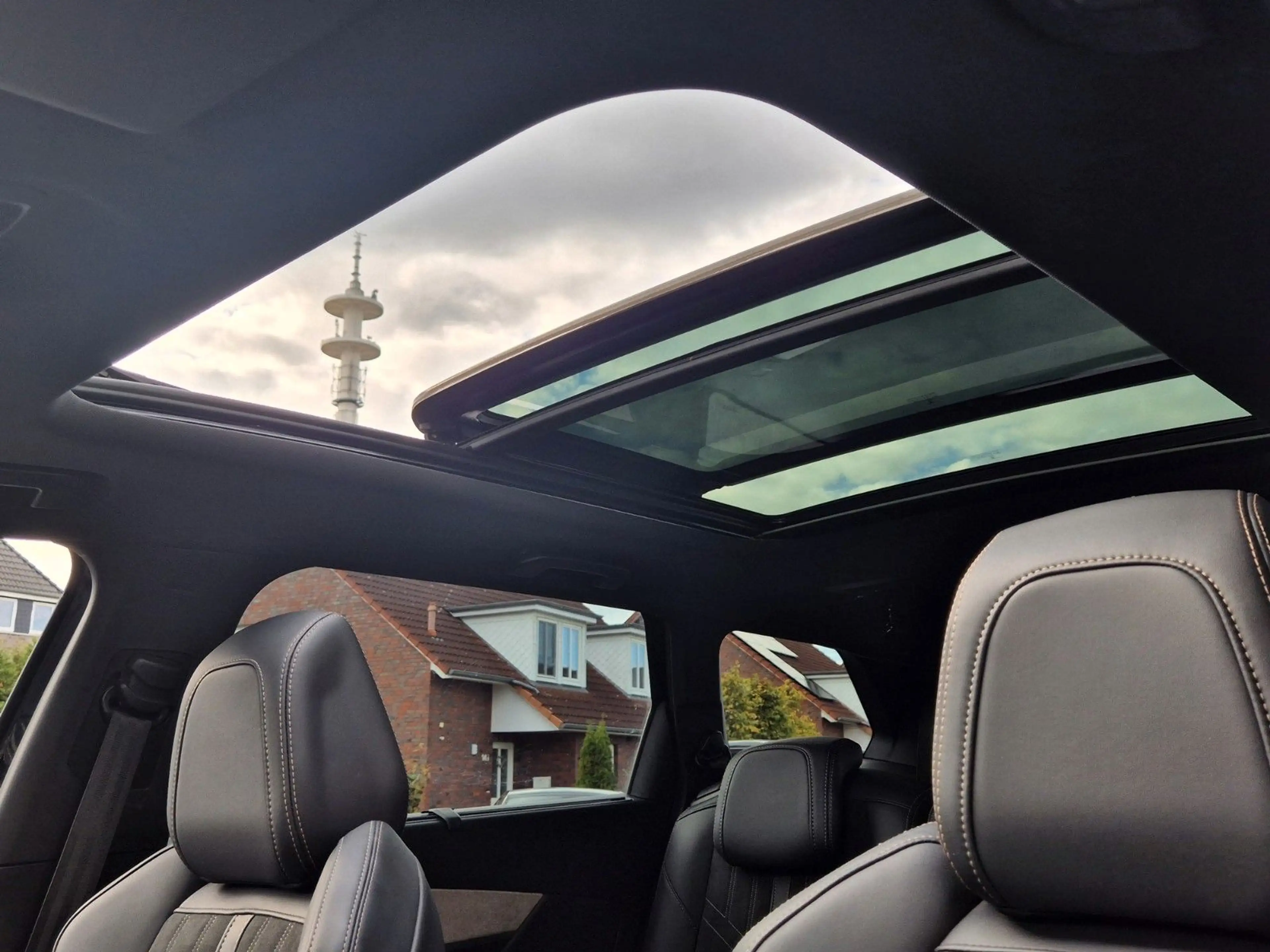 Peugeot 5008 GT, Pano.schiebedach, AHK, 7 Sitzer — photo 14