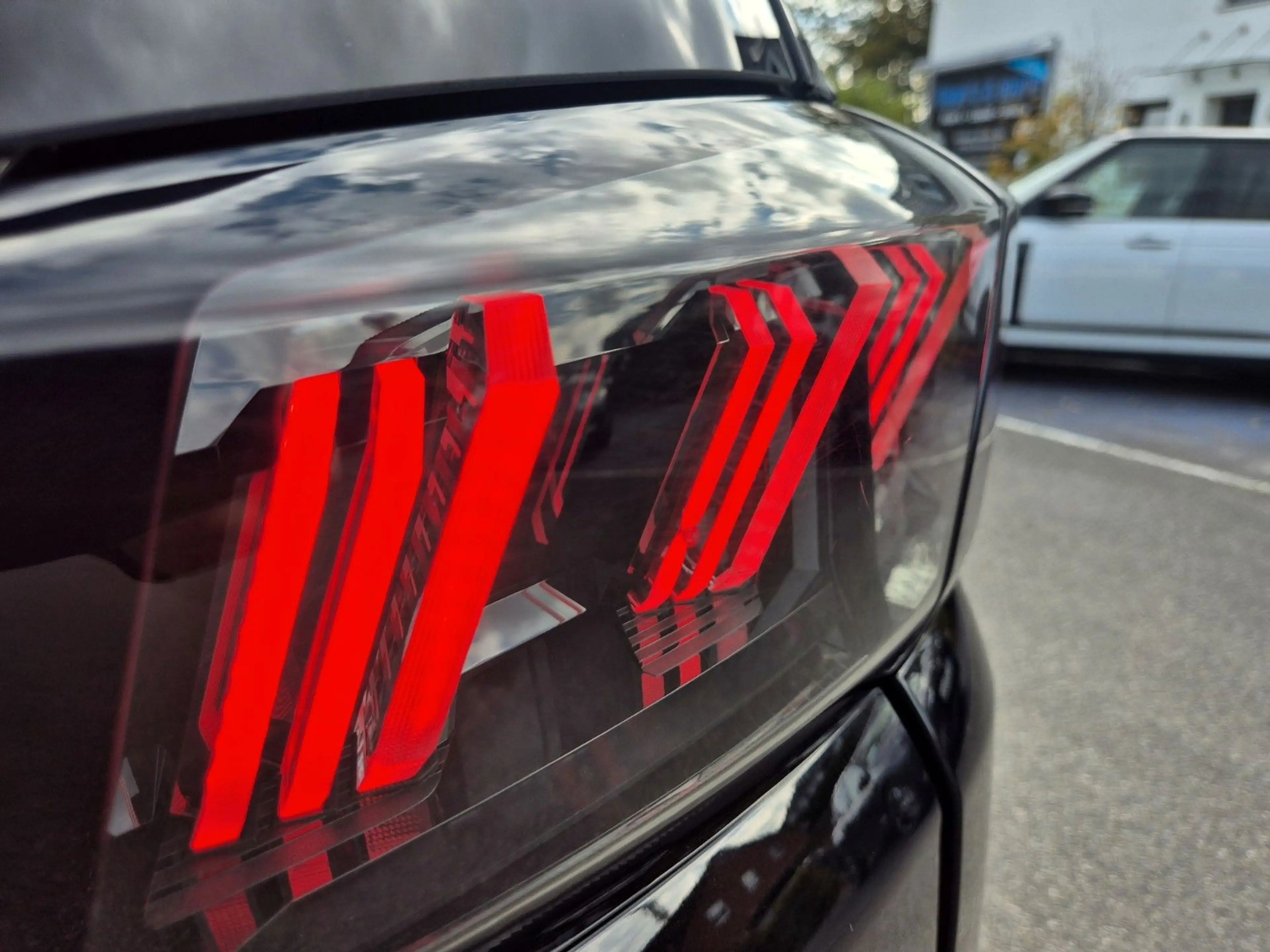 Peugeot 5008 GT, Pano.schiebedach, AHK, 7 Sitzer — photo 6