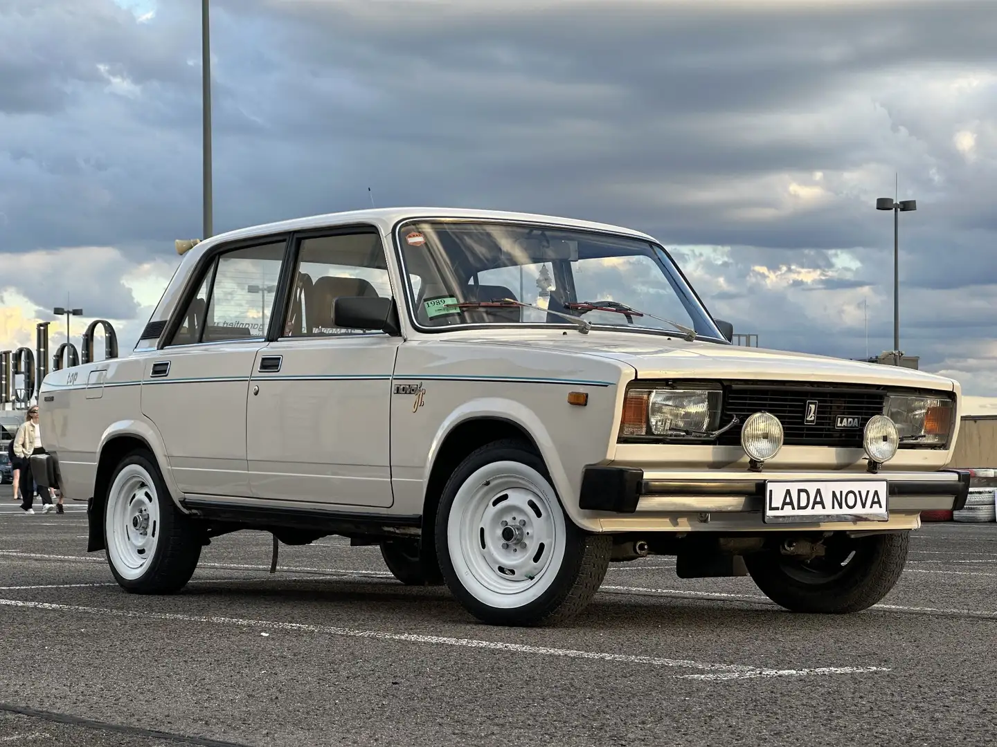Lada Nova 2105 - 1