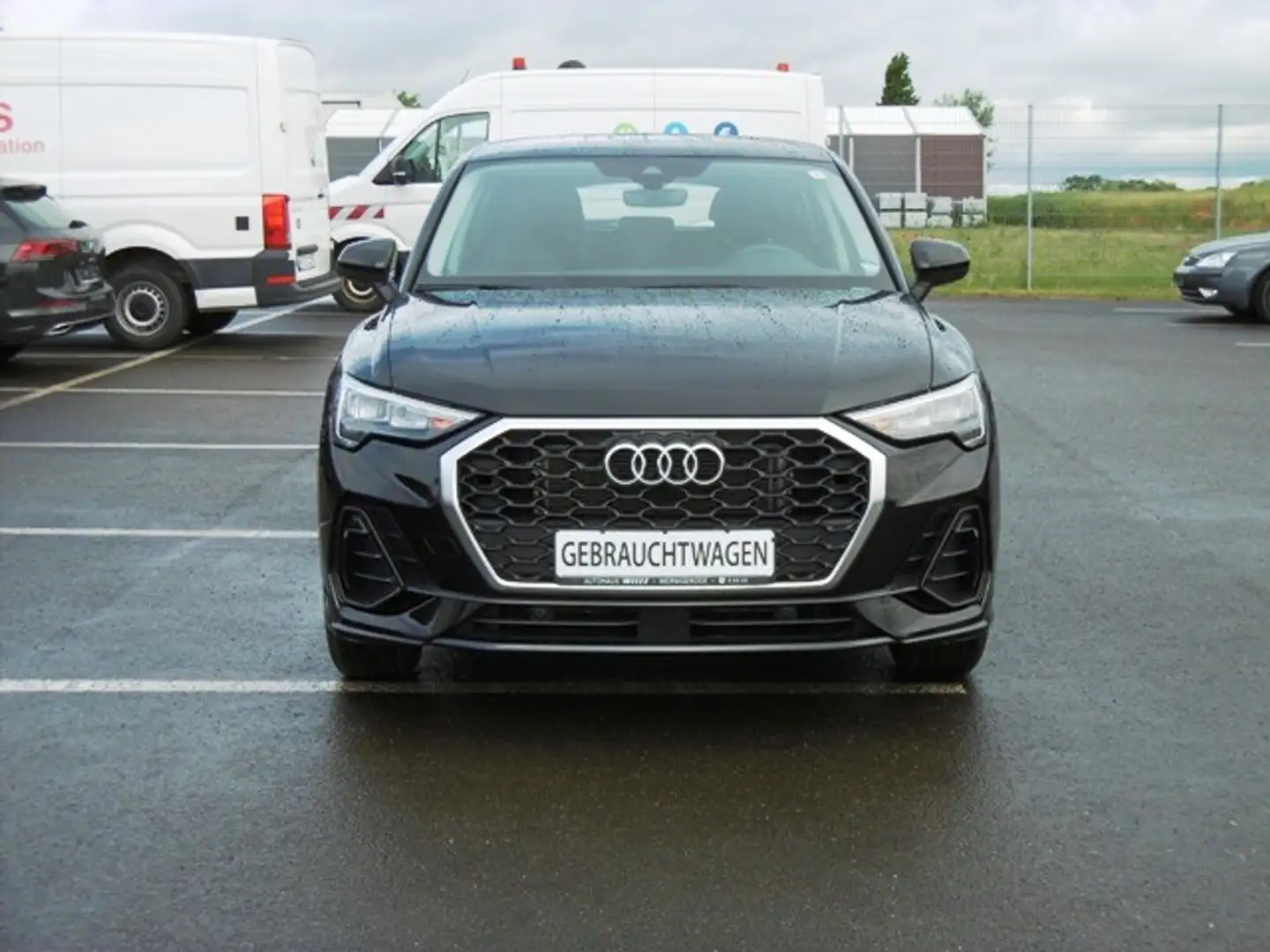 Audi Q3 35 TFSI Sportback Basis Klima Navi Rückfahrkamera Noir - 2