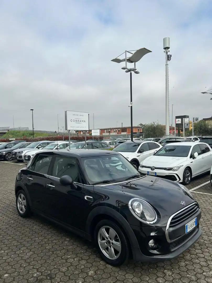 MINI One 1.5 One 5 porte NEO PATENTATI Schwarz - 2