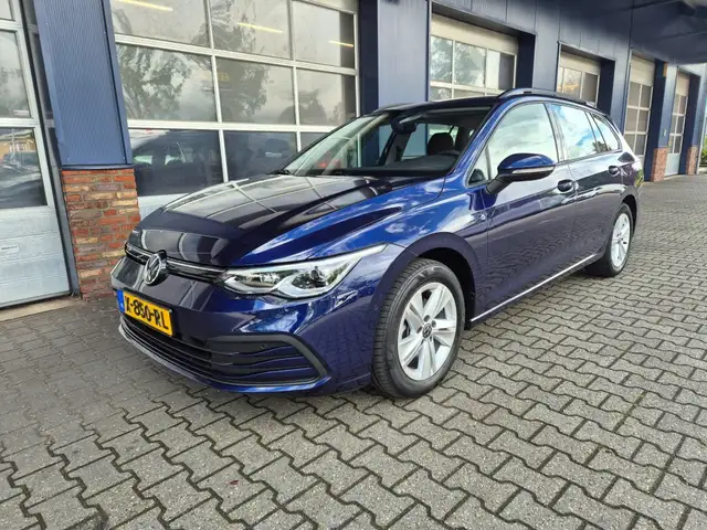 2021 Volkswagen Golf in Blue for sale