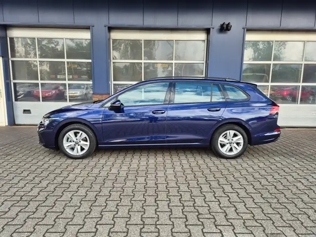 Volkswagen Golf view 7