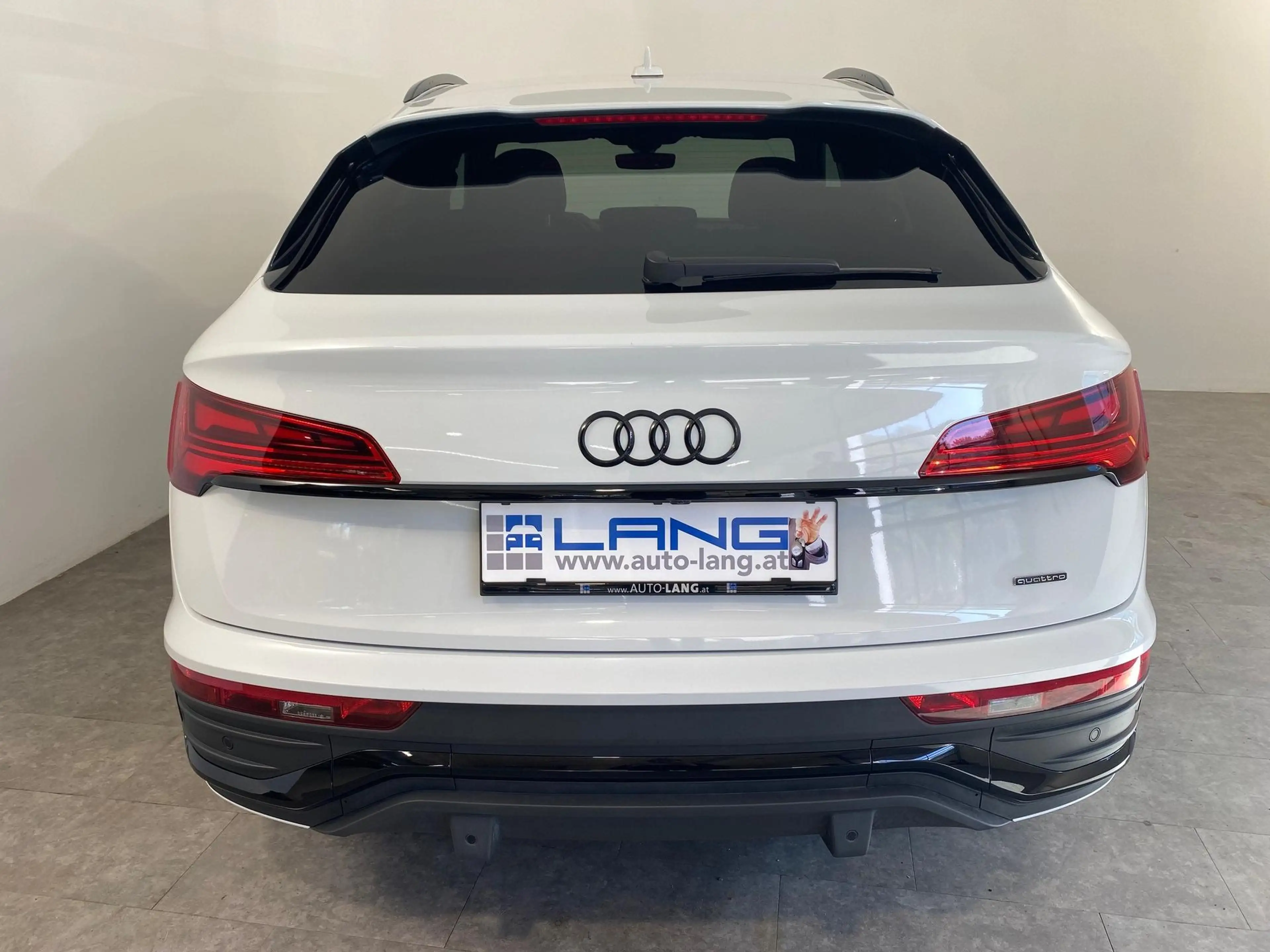 Audi Q5 Sportback 40 TDI quattro S line MATRIX*NAVI*RFK... — photo 29