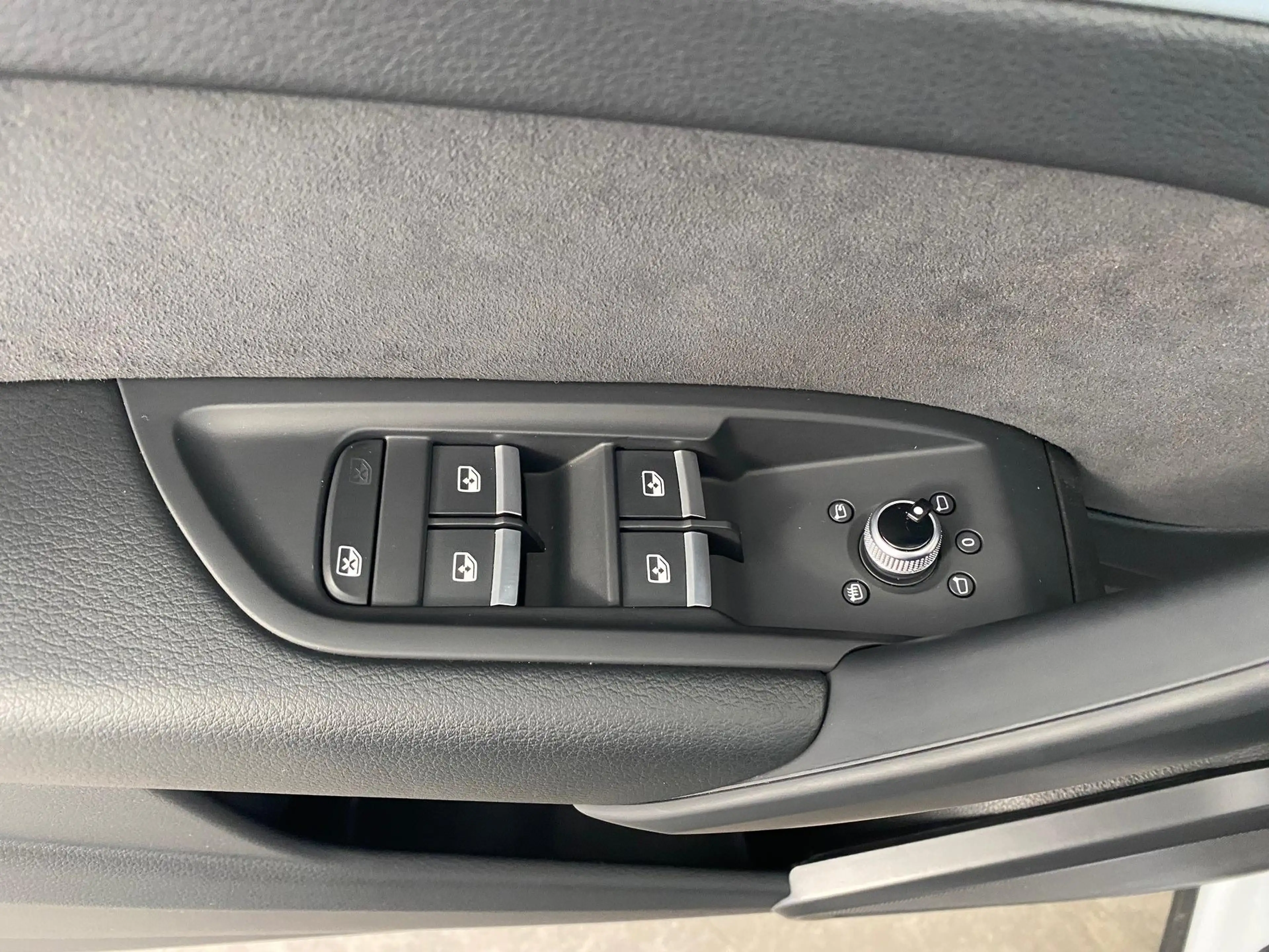 Audi Q5 Sportback 40 TDI quattro S line MATRIX*NAVI*RFK... — photo 19