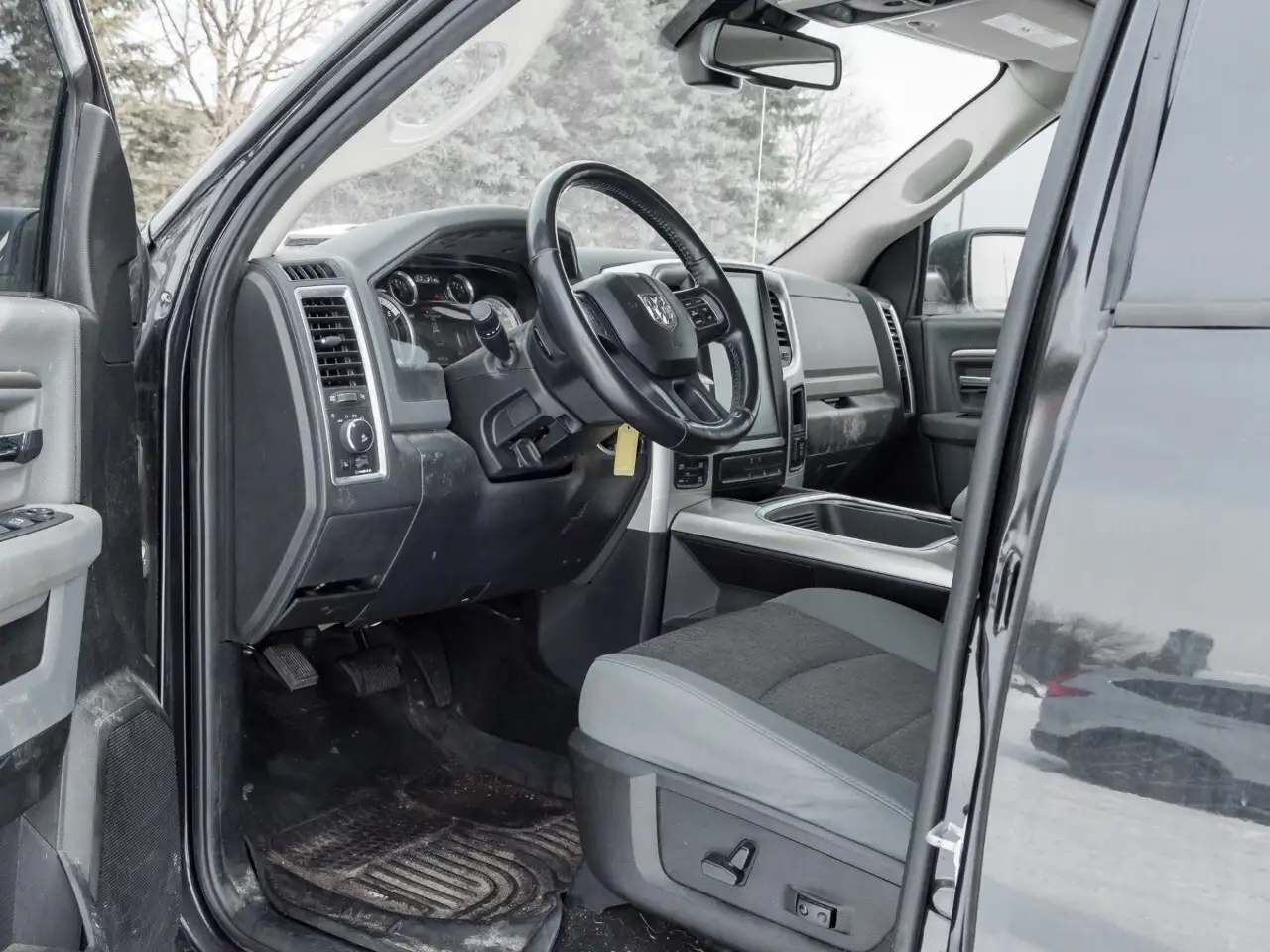 RAM 1500 снимка RAM 1500