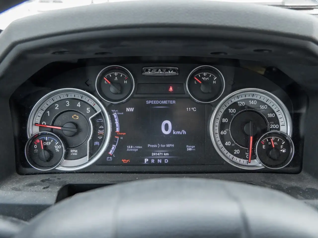 RAM 1500 снимка RAM 1500