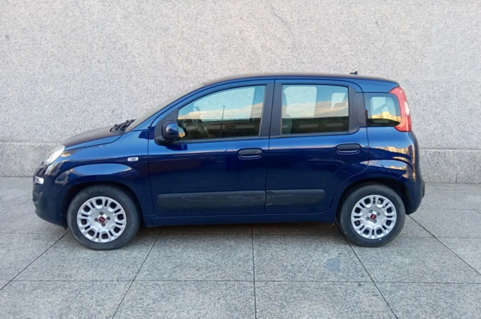 Fiat Panda 1.0 Gse Hybrid Urban Azul - 2