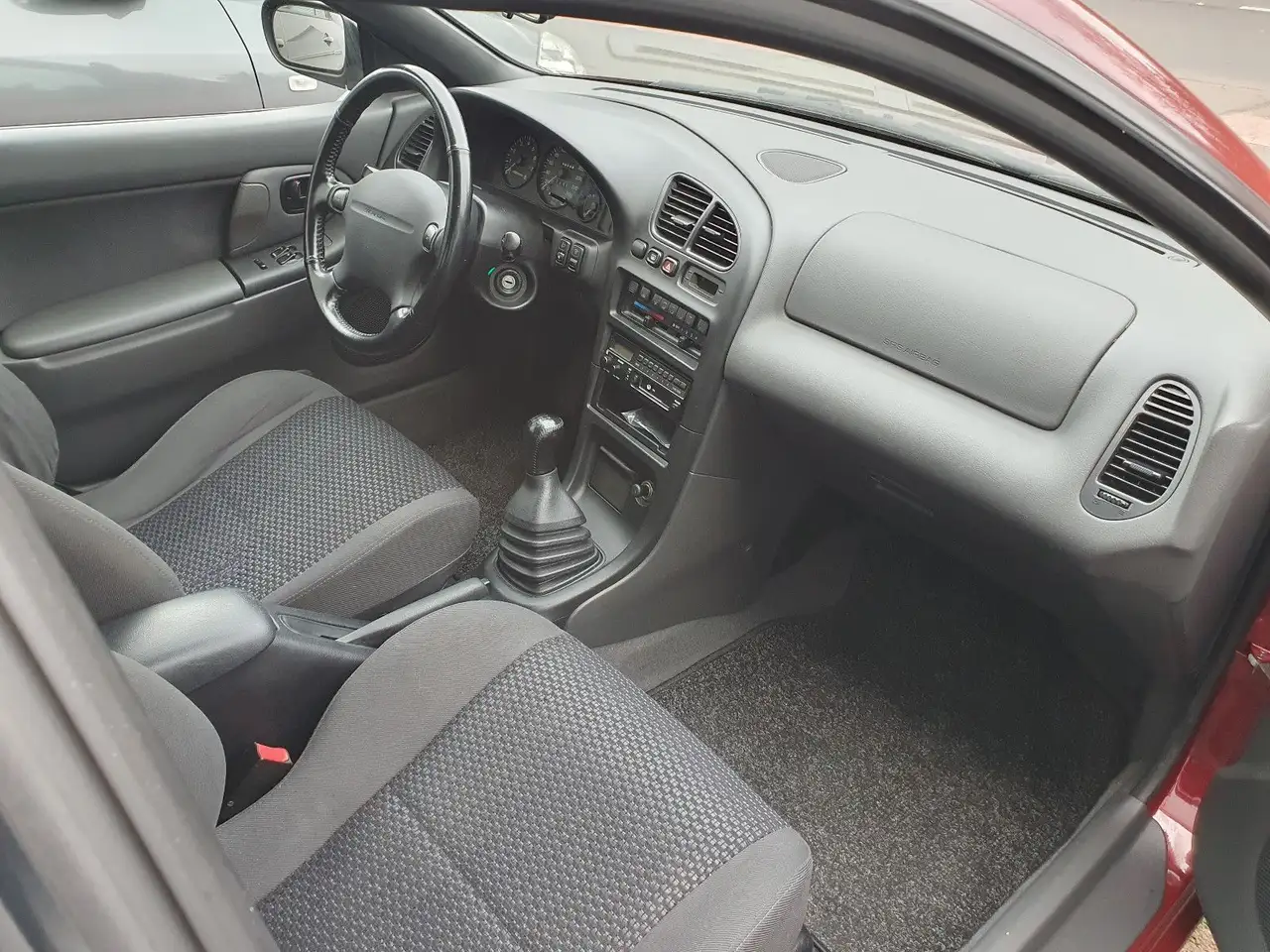 Mazda 323 F - 160.000 Km - Tüv 06/ 2028, foto 8