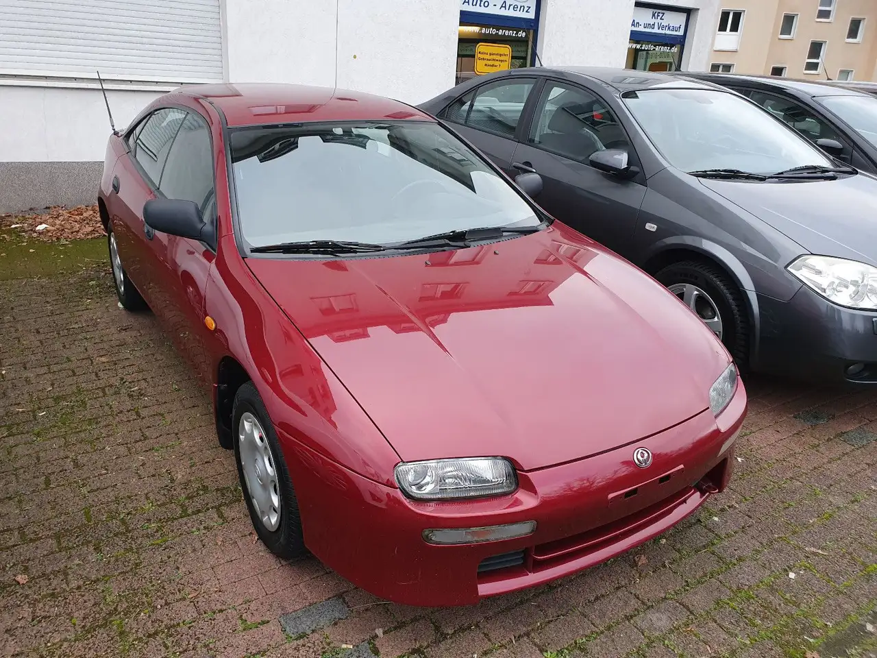 Mazda 323 F - 160.000 Km - Tüv 06/ 2028, foto 3