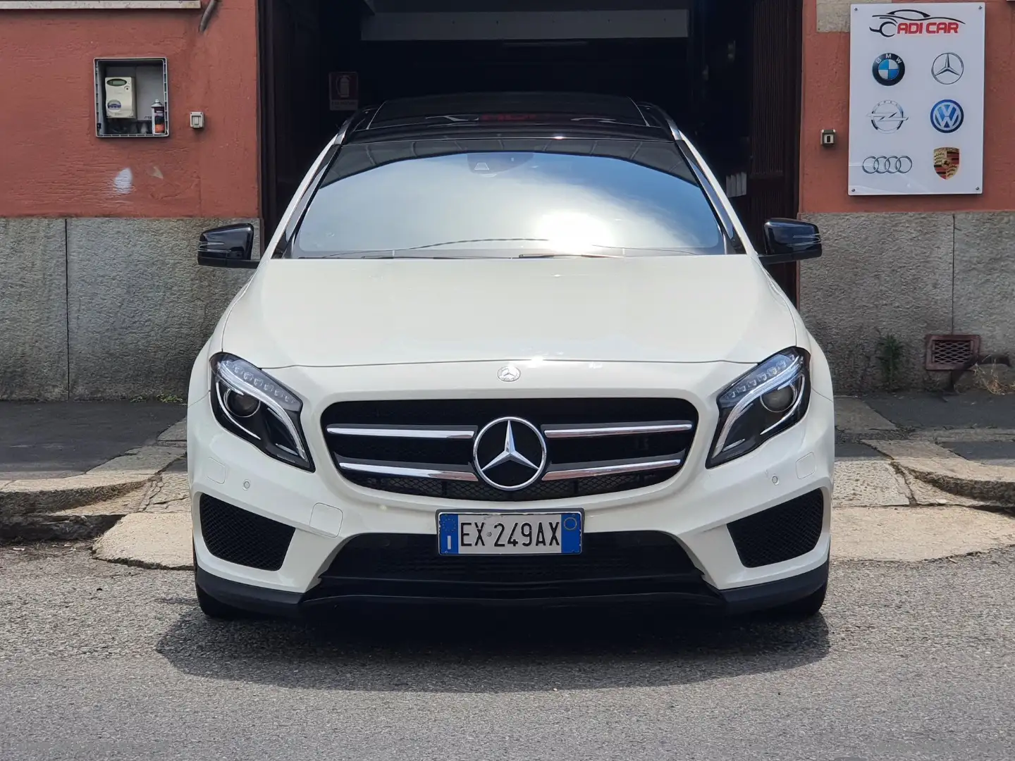 Mercedes-Benz GLA 200 GLA 200 CDI Automatic 4Matic Premium Bianco - 2