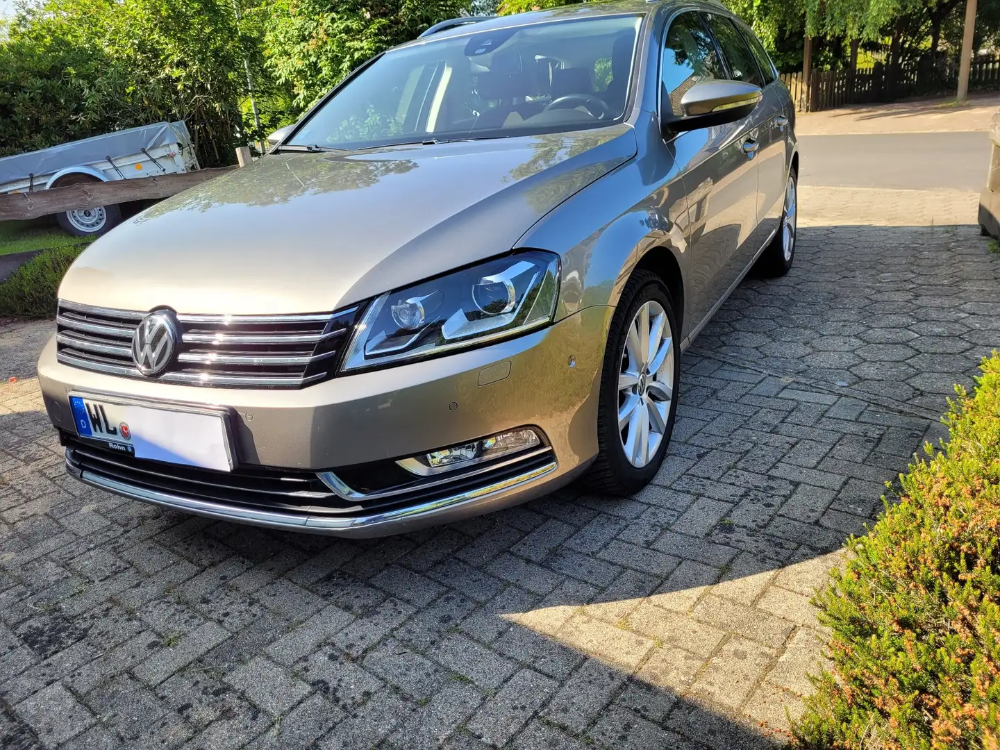 Volkswagen Passat Variant 2.0 Blue TDI DSG SCR Highline - 2