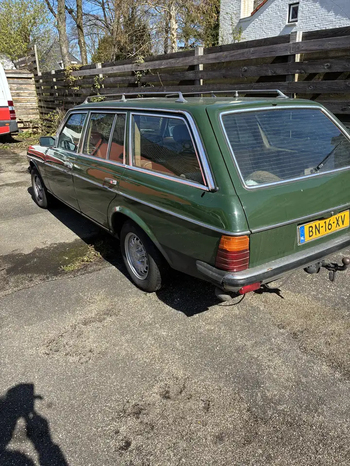 Mercedes-Benz 300 TD, foto 2