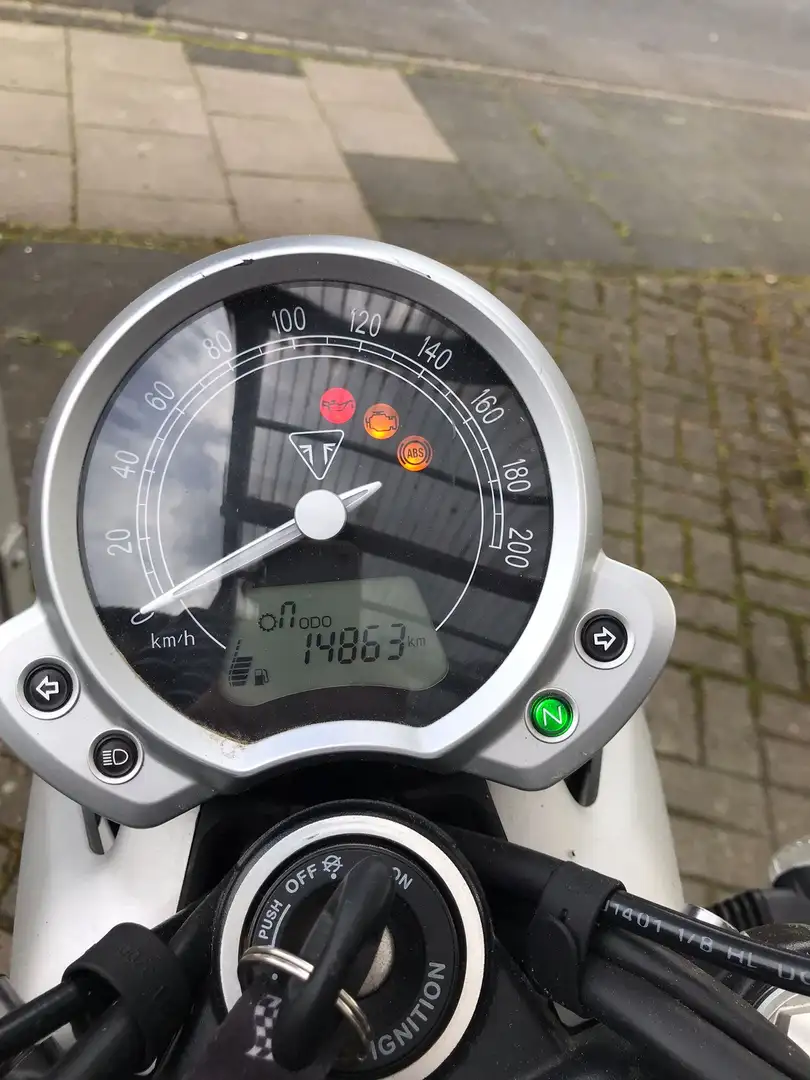 Triumph Street Twin Roşu - 2