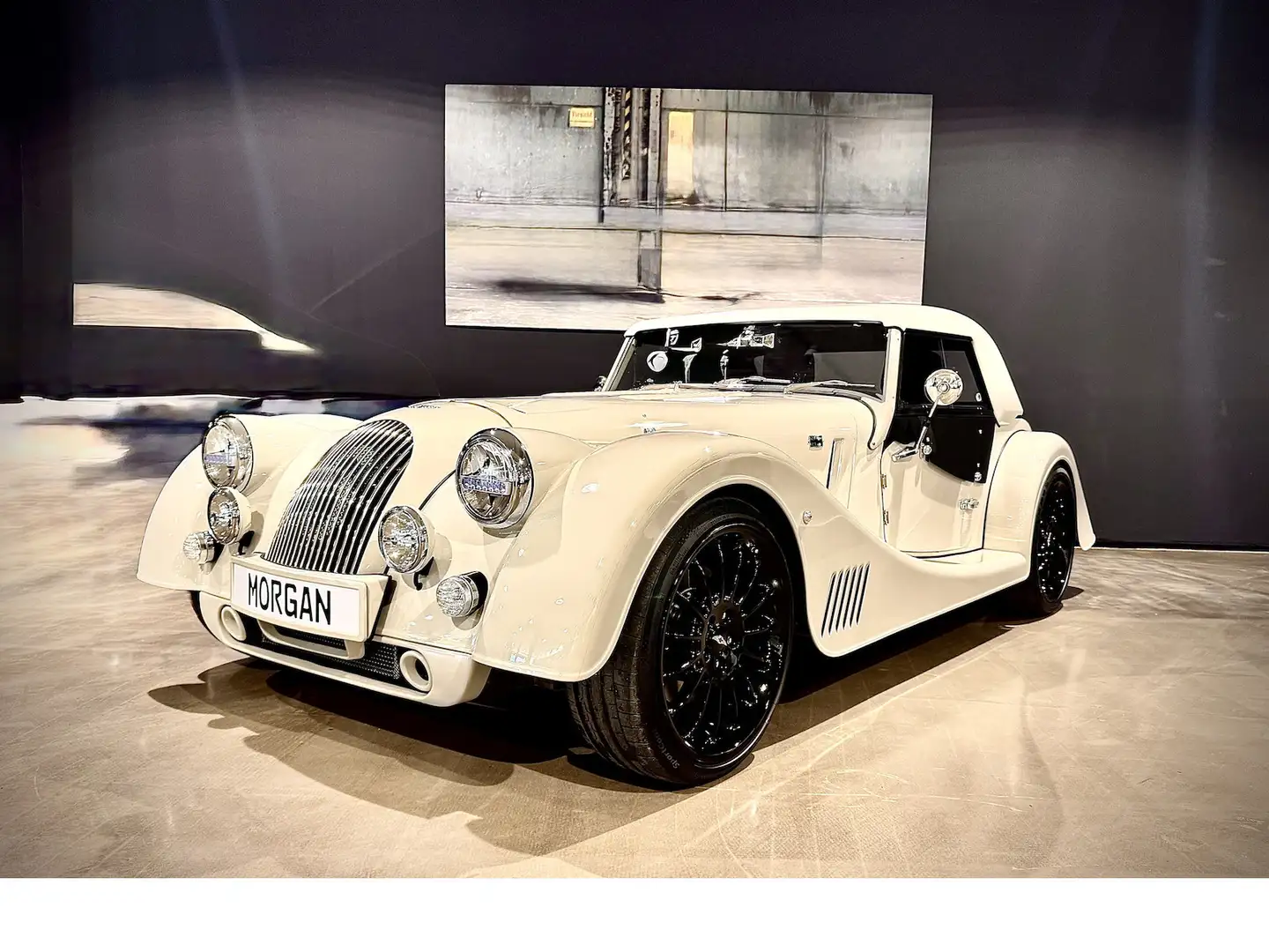Morgan Plus Six Morgan 007 SPECTRE SPEKTAKULÄR Grau - 2