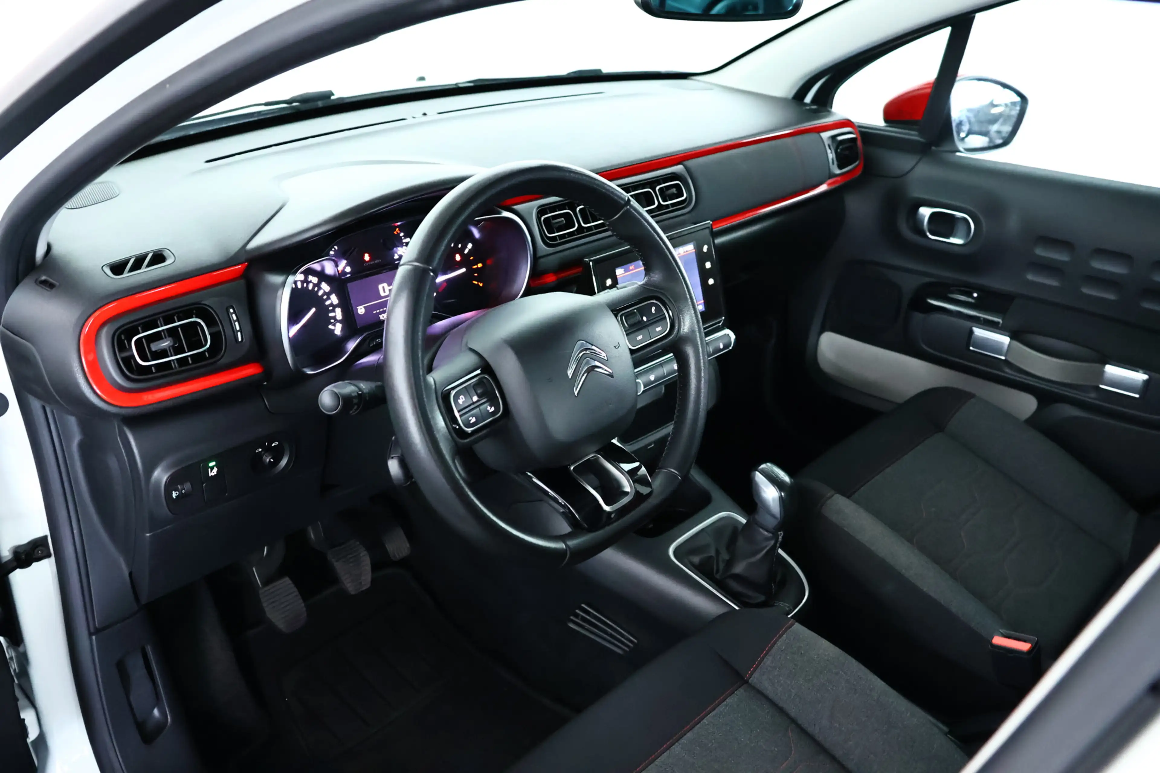 Citroen C3 1.2 PureTech S&S Shine Airco / Bluetooth / Carplay — photo 11