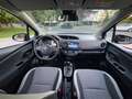 Toyota Yaris 100H 1.5 Feel! 20 Aniversario Gris - thumbnail 23