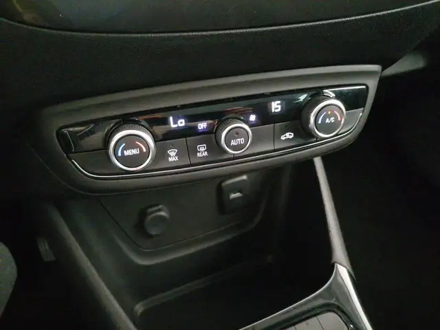 Opel Crossland X view 13