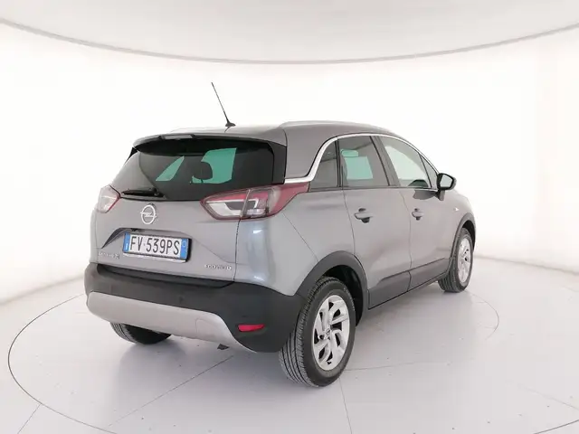 Opel Crossland X view 2