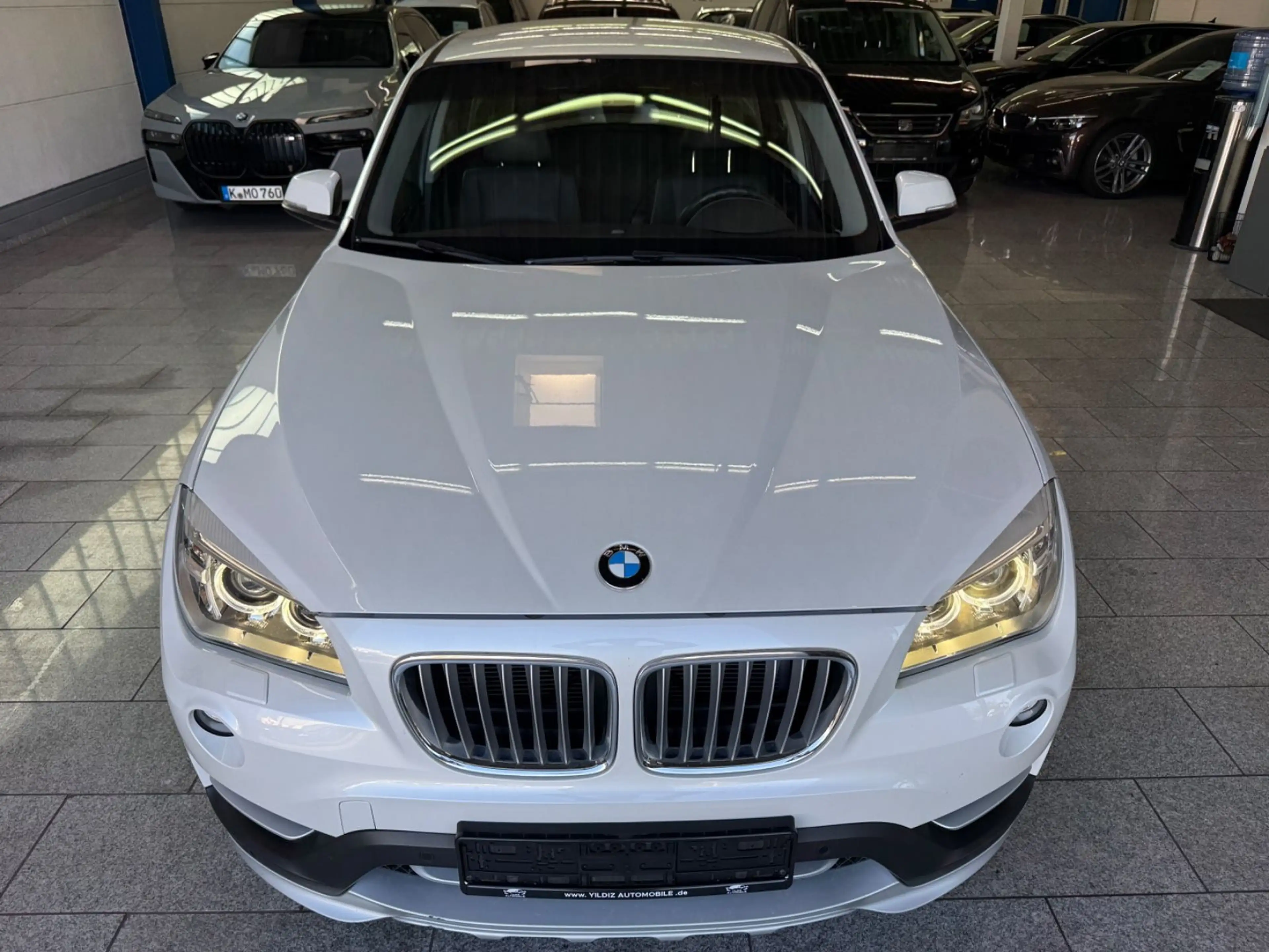 BMW X1 xDrive 20 d*X-LINE*AUT*BI-XN*PDC*AHK*TMP*1-HD — photo 3